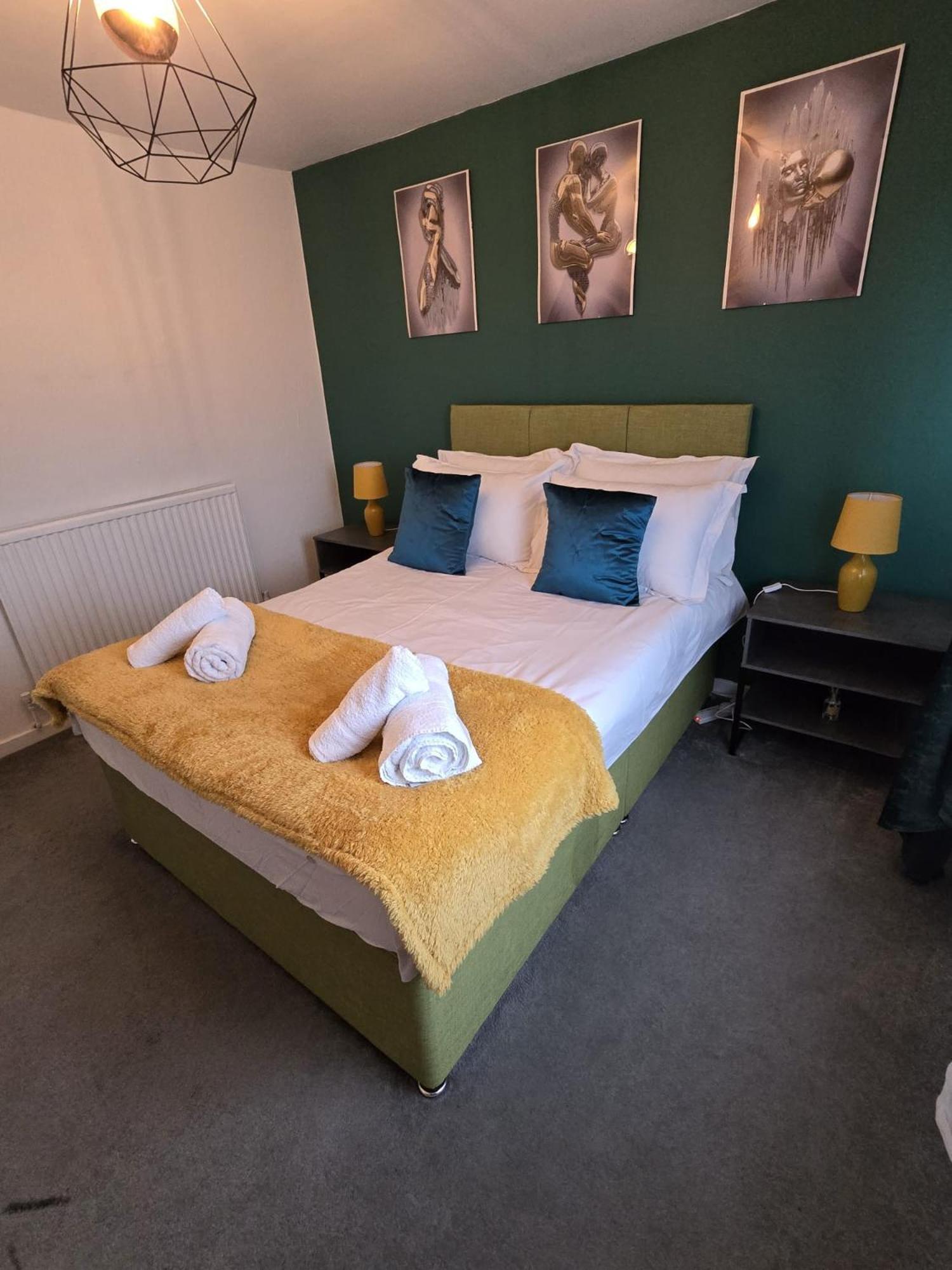 Holiday home Cosy Centre With Free Parking *