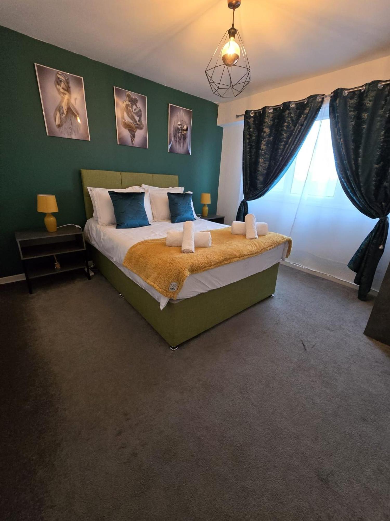Holiday home Cosy Centre With Free Parking *