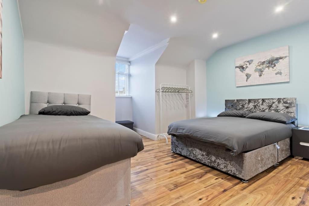 Casa de férias Bella's House 12mins Bus To Motor Point Arena Free Street Parking Nottingham