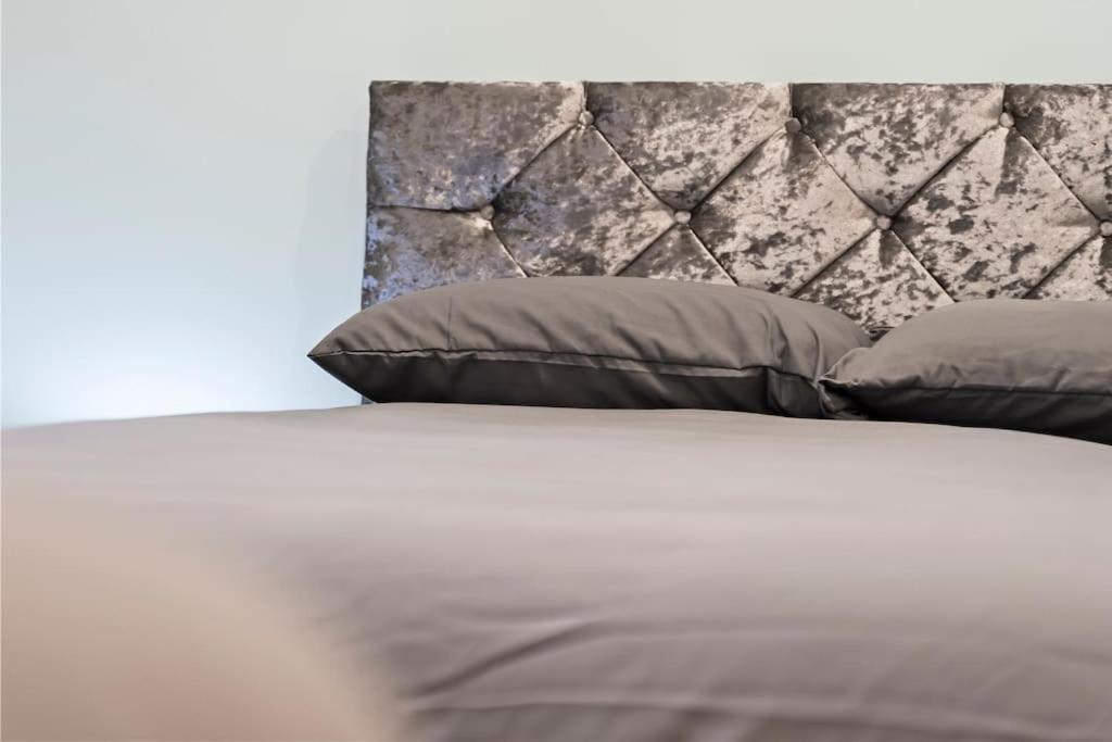 Bella's House 12mins Bus To Motor Point Arena Free Street Parking Nottingham