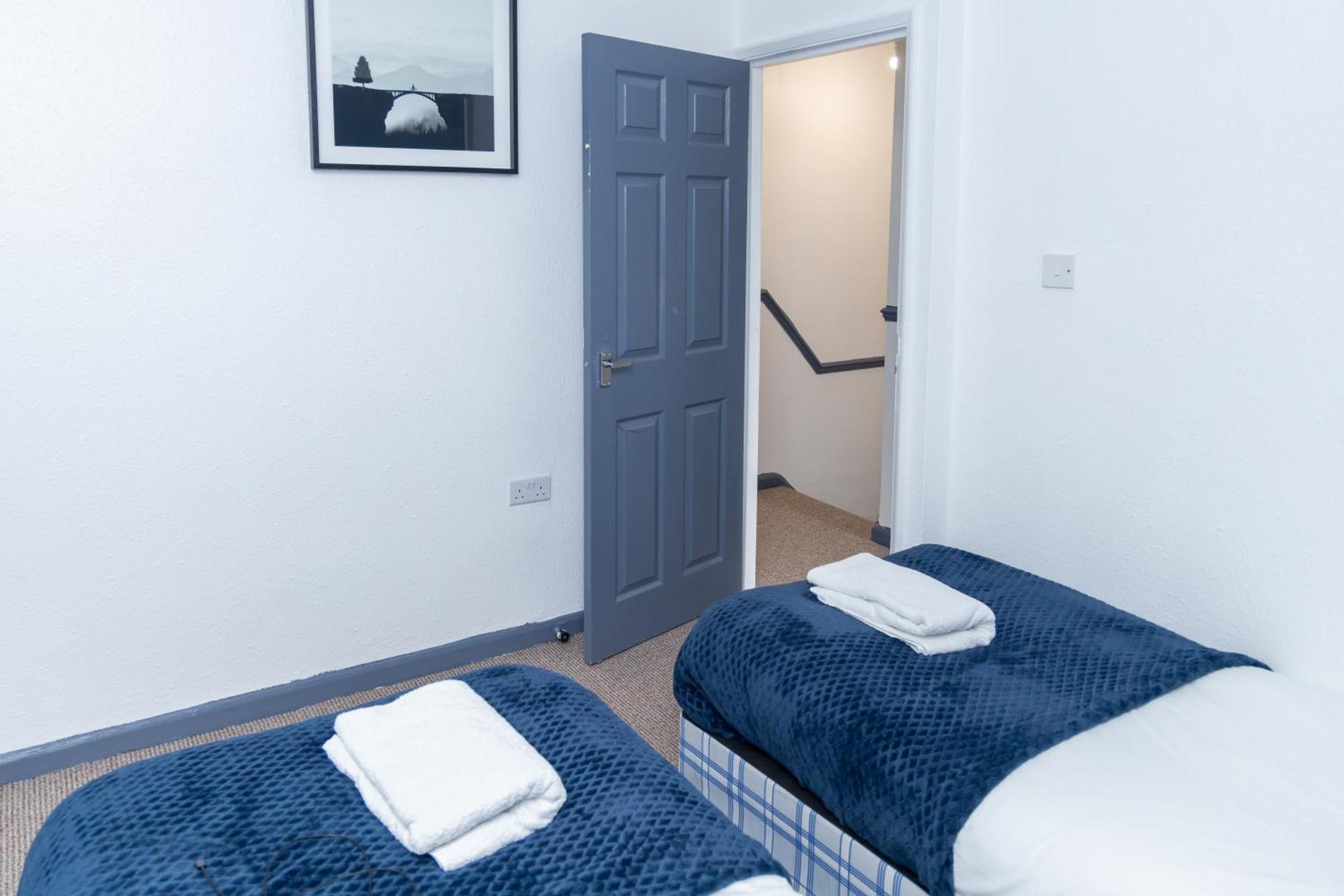 Aspley House Guest house