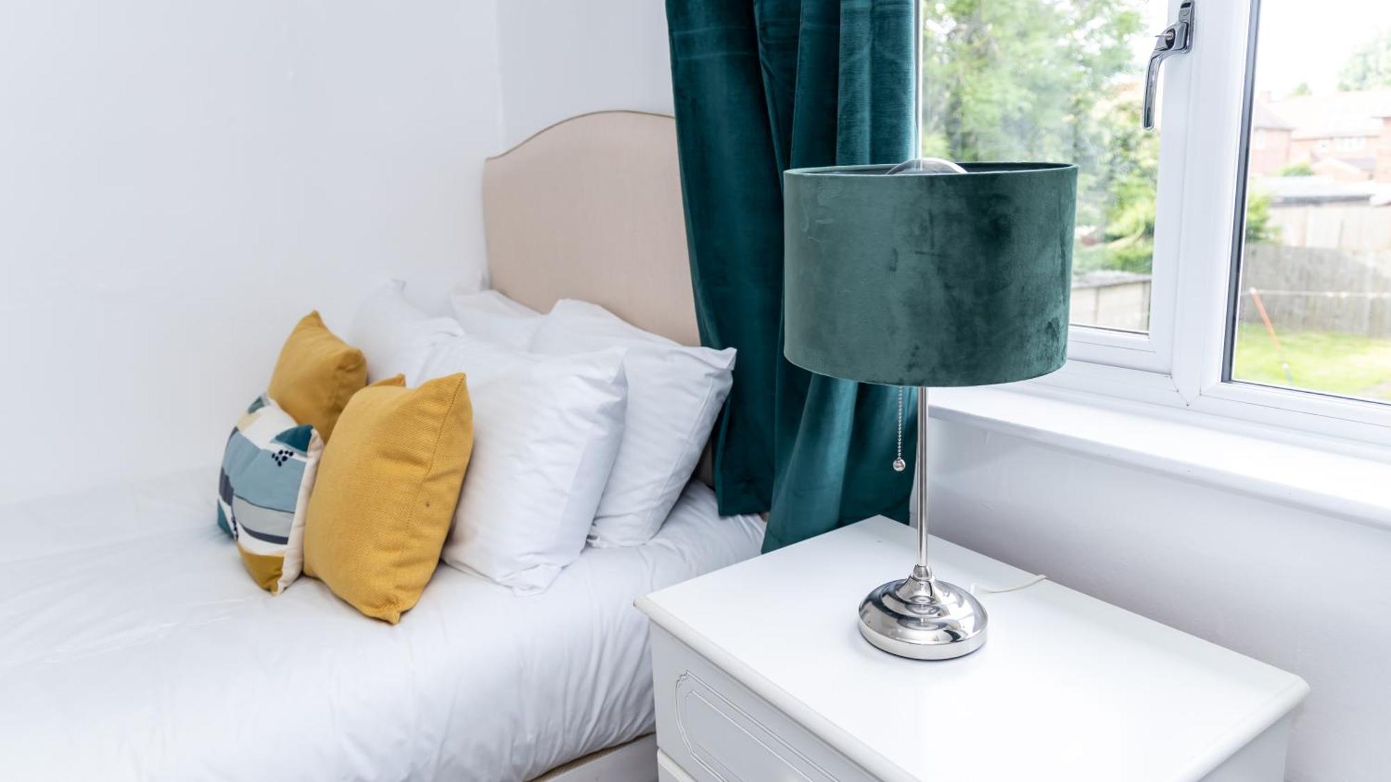 Aspley House Guest house