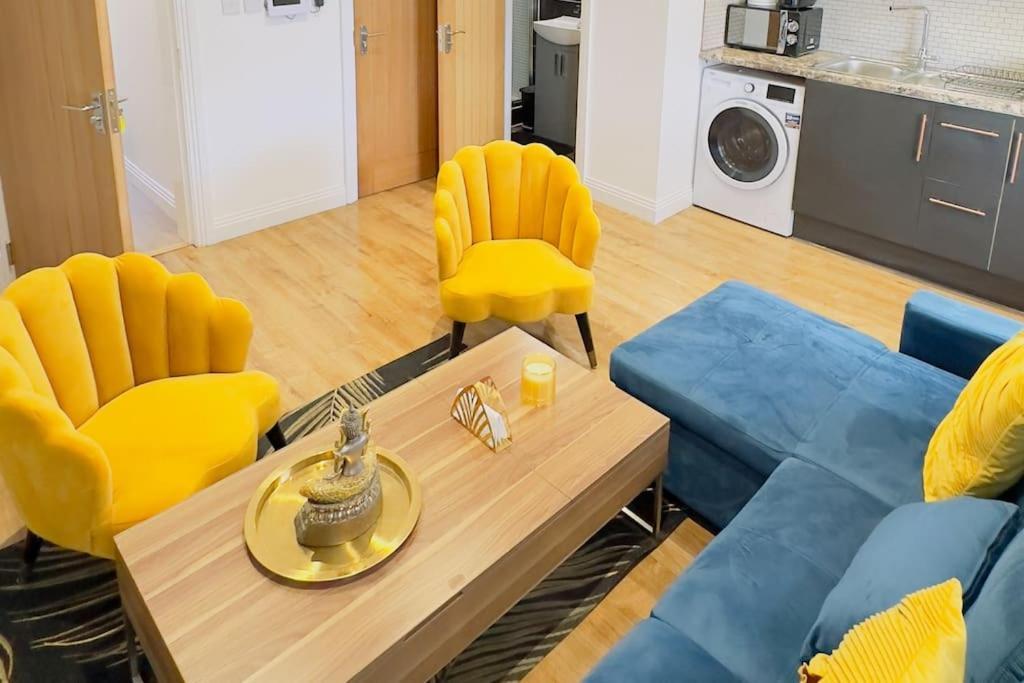 Apartment The Gold , Stylish Near Centre *
