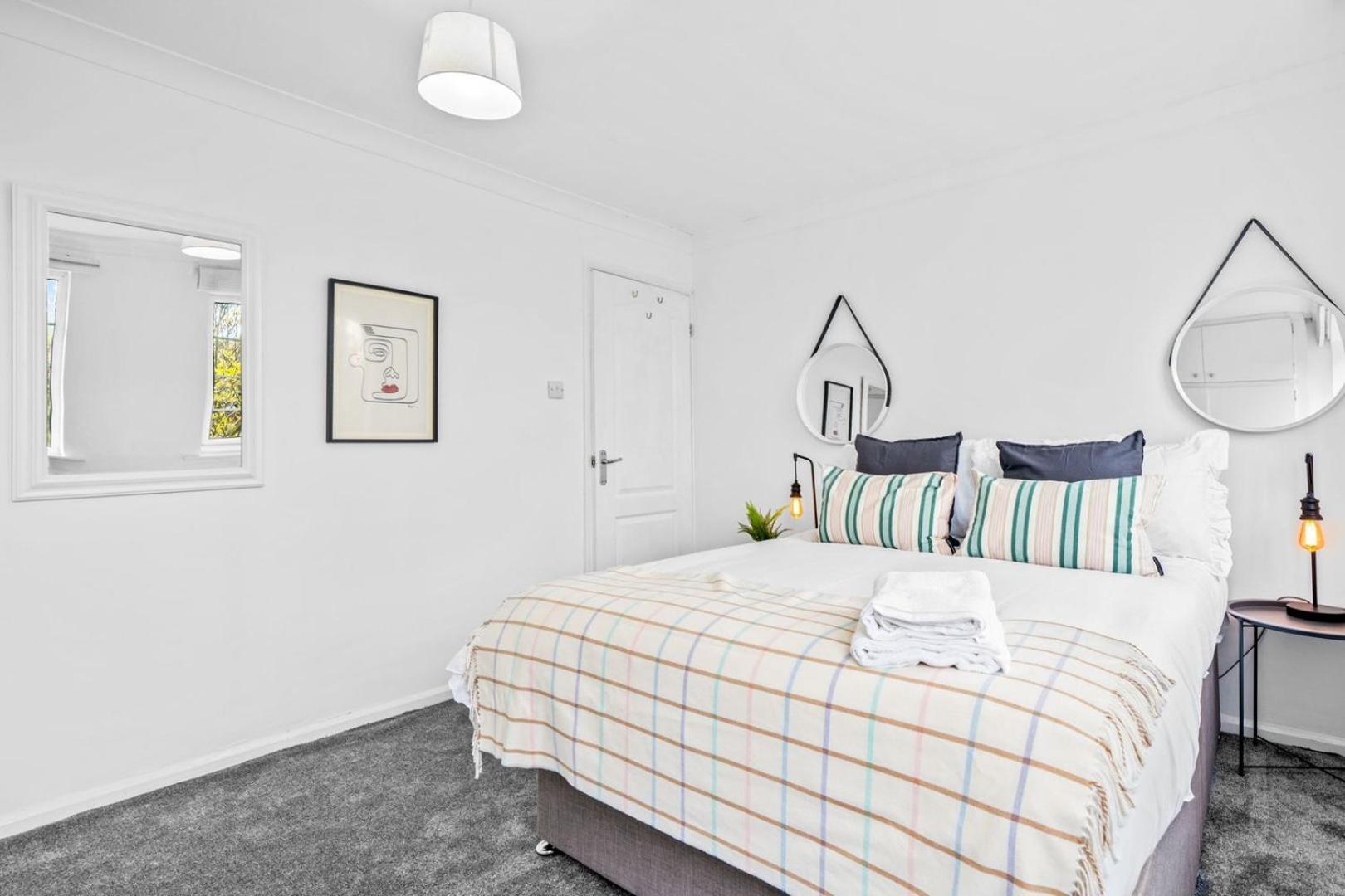 Spacious 5 Bedroom House