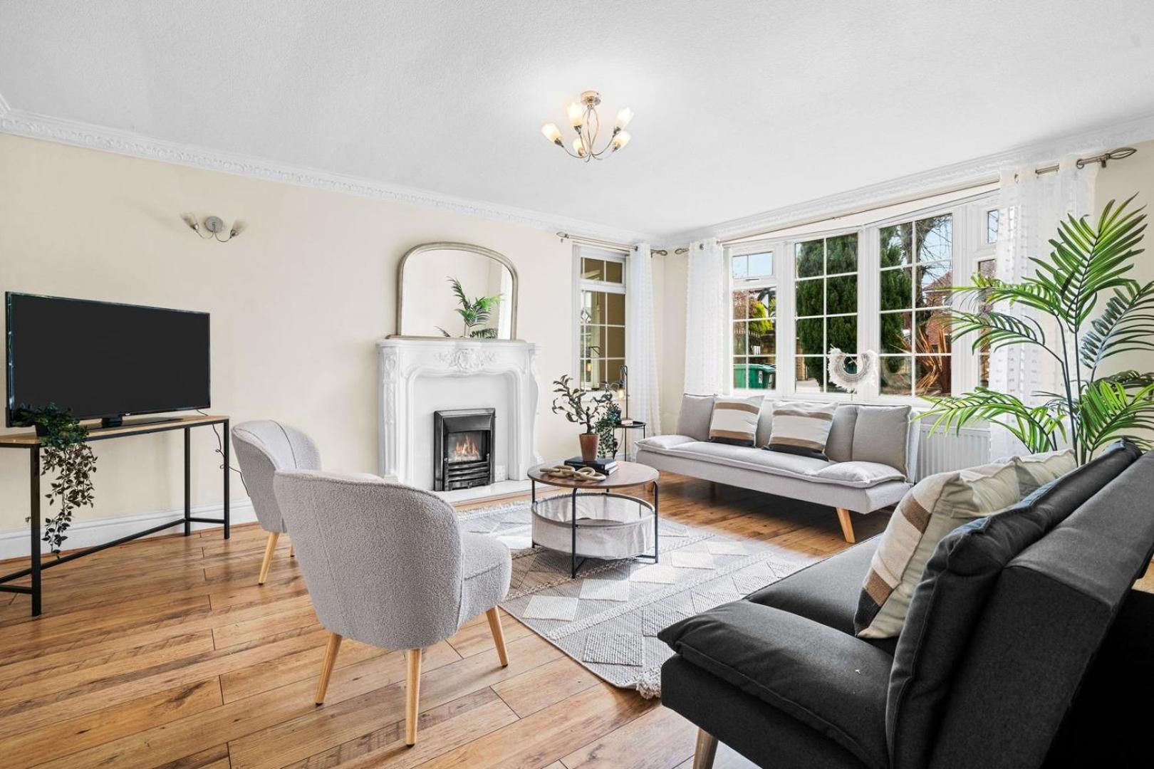 Spacious 5 Bedroom House