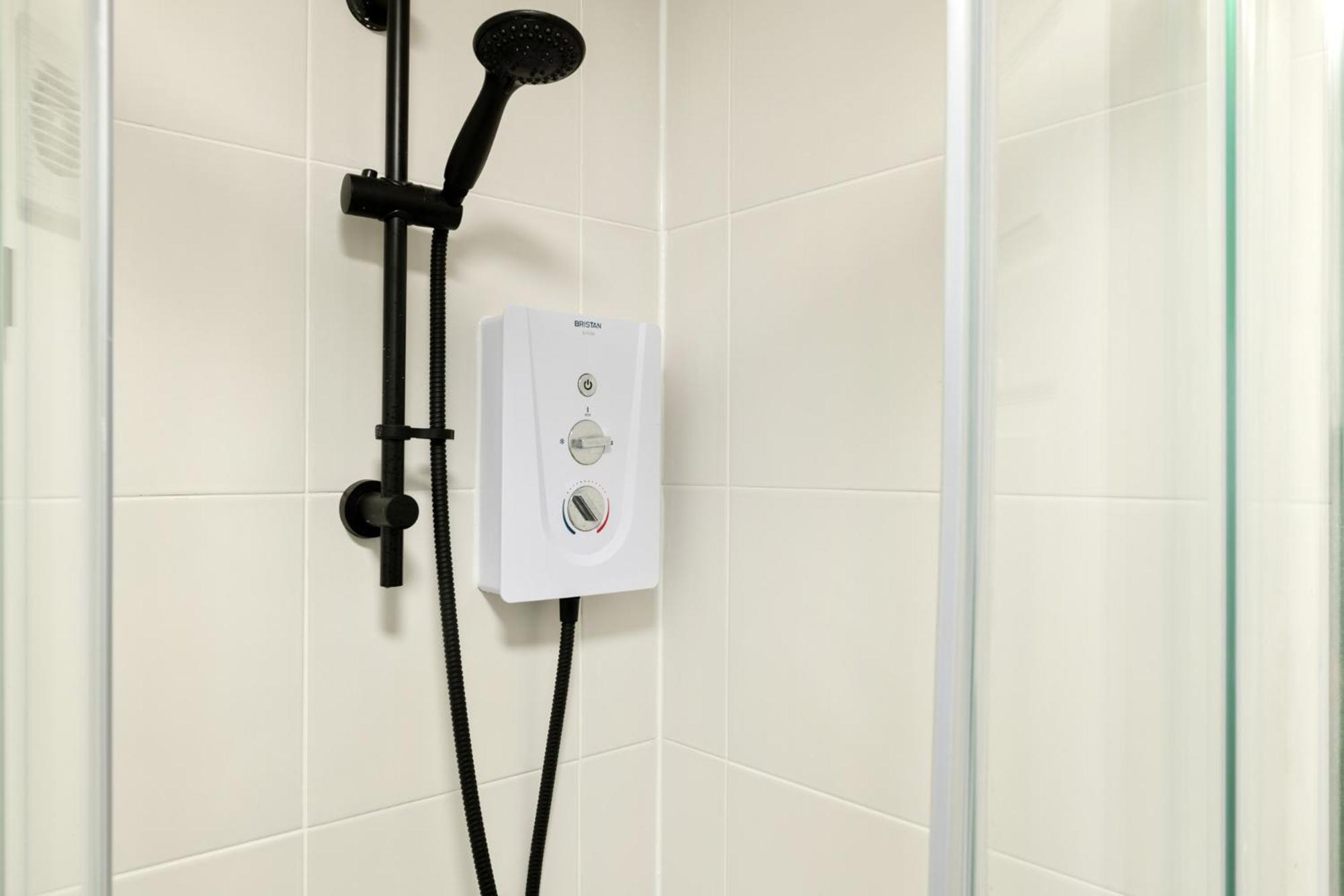 Luxury 2 Bed In Centre Apartment *