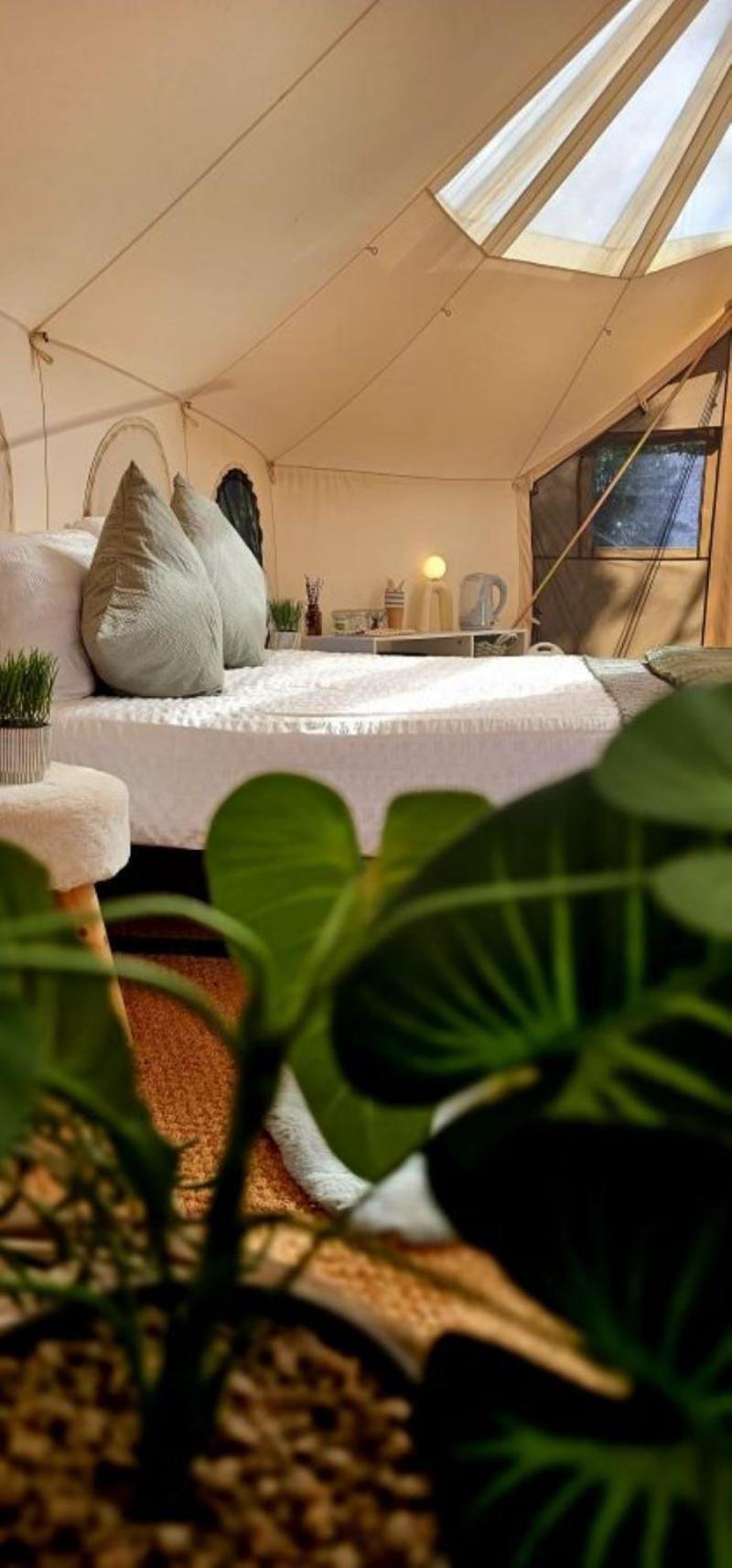 Luxury tent Bell Tent Village *