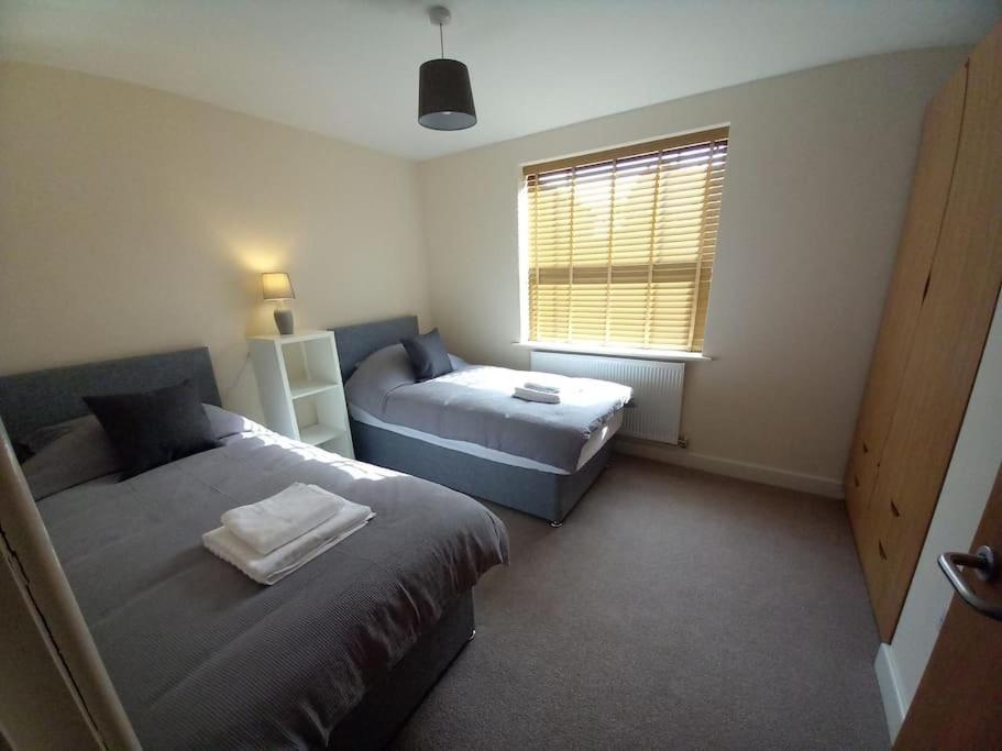 Comfortable And Spacious 2 Bedrooms Free Parking