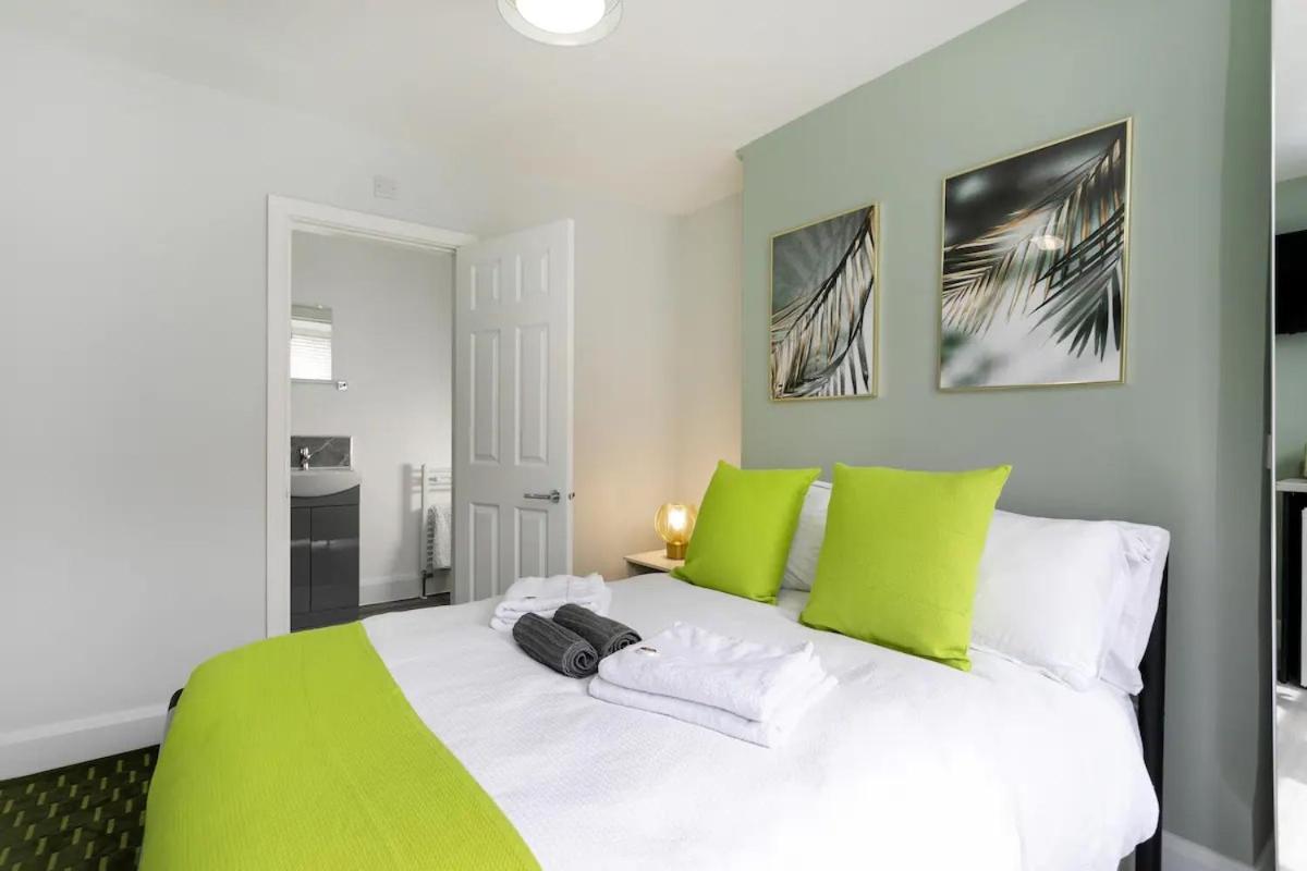 2 - In Nottingham- Near Attractions And Dining Pass The Keys *