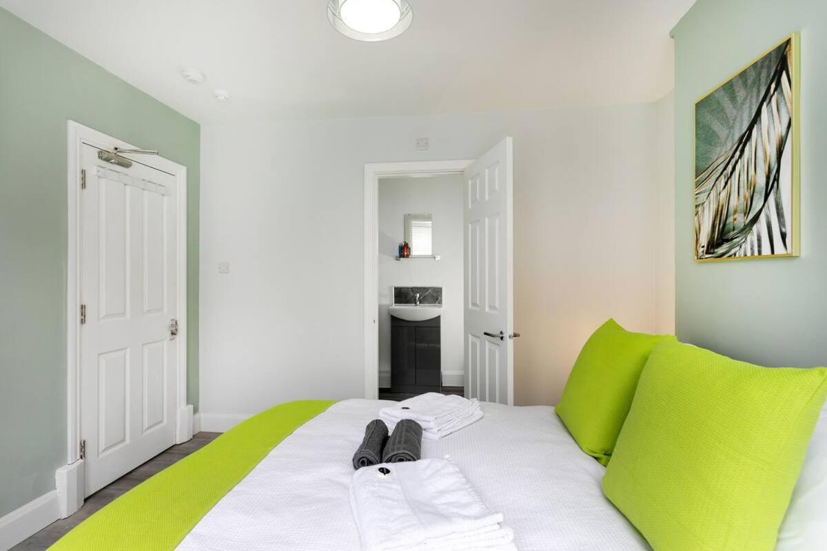 2 - In Nottingham- Near Attractions And Dining Pass The Keys * Nottingham