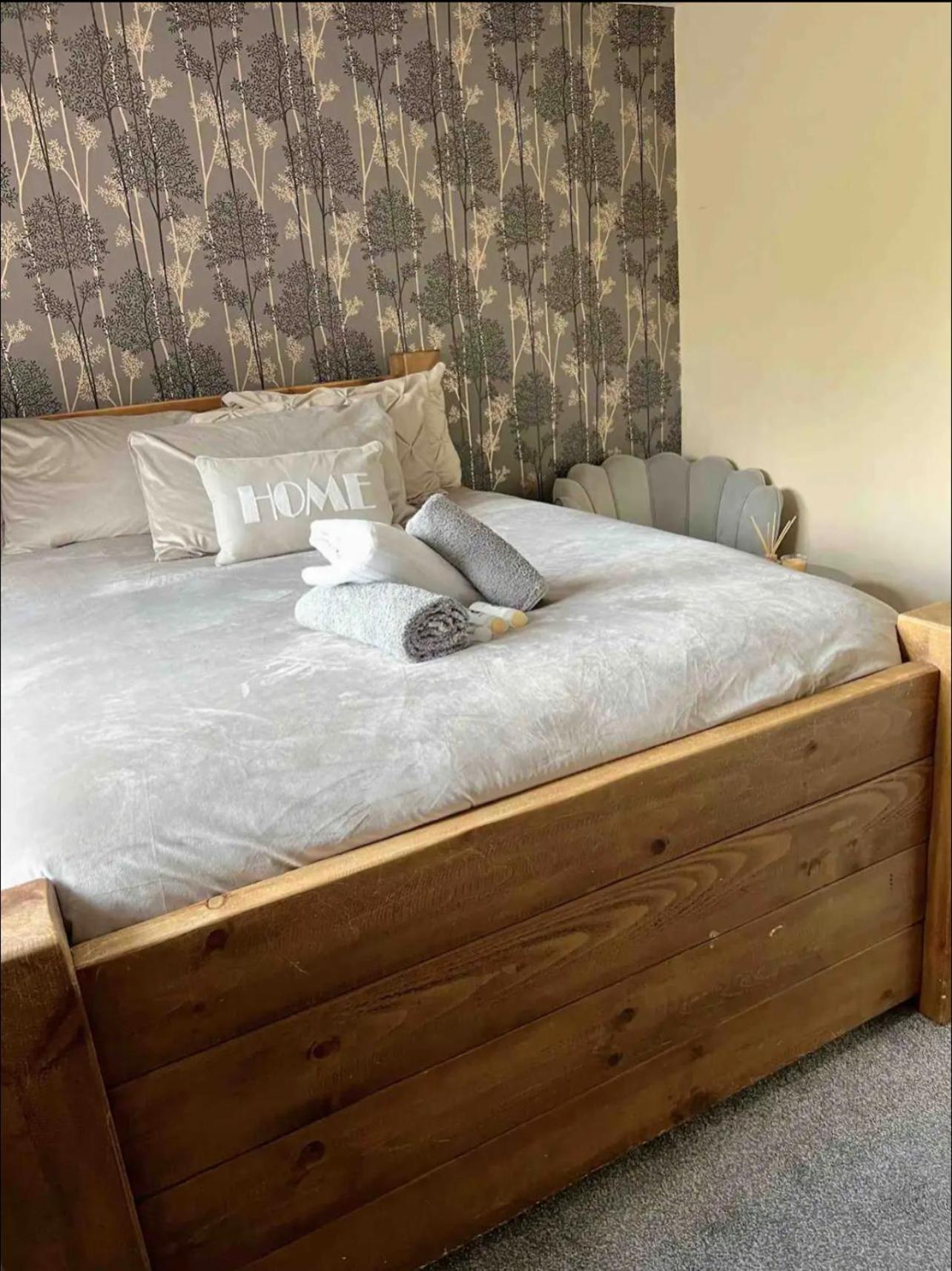 Big Double Near City Centre Homestay *