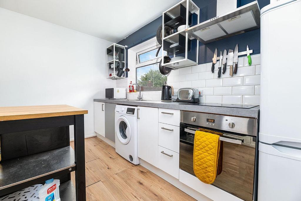Apartment Cozy 3-bedroom Flat Opposite Forest Recreation Ground Nottingham