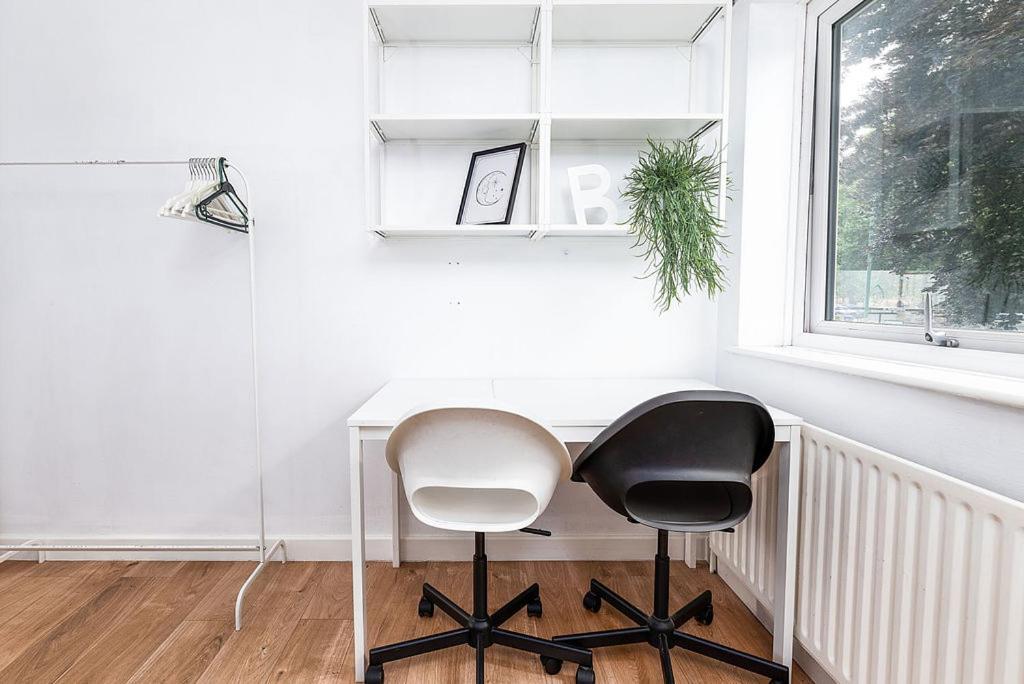 Apartment Cozy 3-bedroom Flat Opposite Forest Recreation Ground