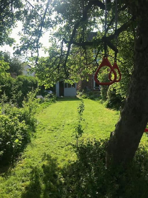 Tiny - With Private Shower In Separate Outbuilding