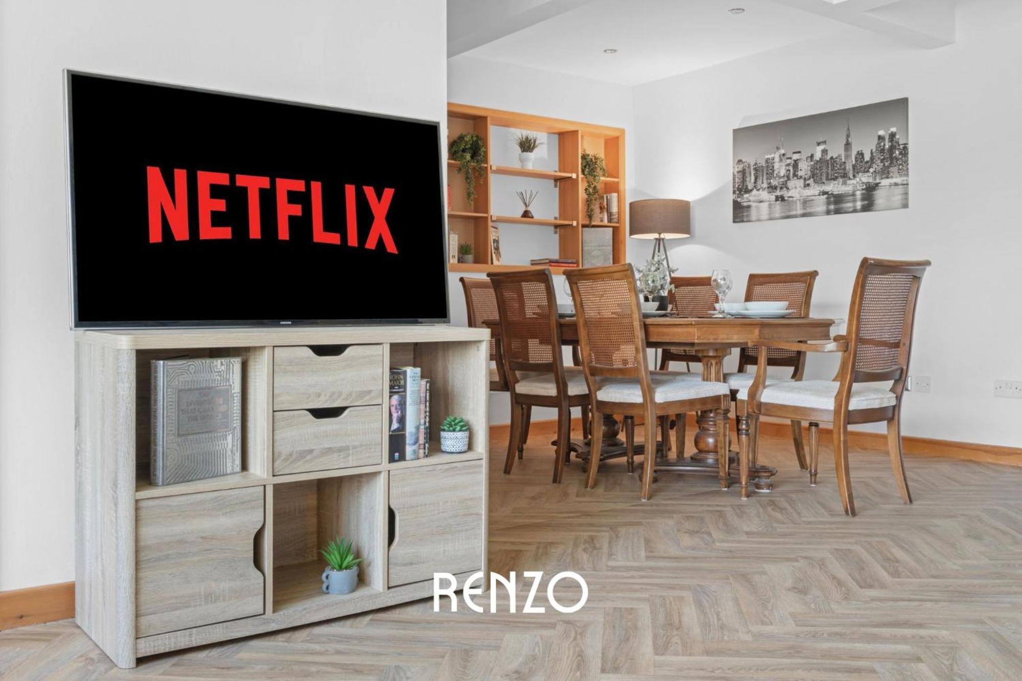 Vibrant 2-bed In By Renzo, Free Driveway Parking, Sleeps 6! Holiday home Nottingham