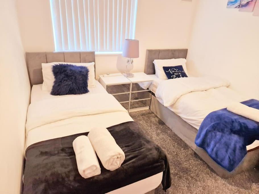 Elegant Entire 3 Bed House With Free Parking Holiday home