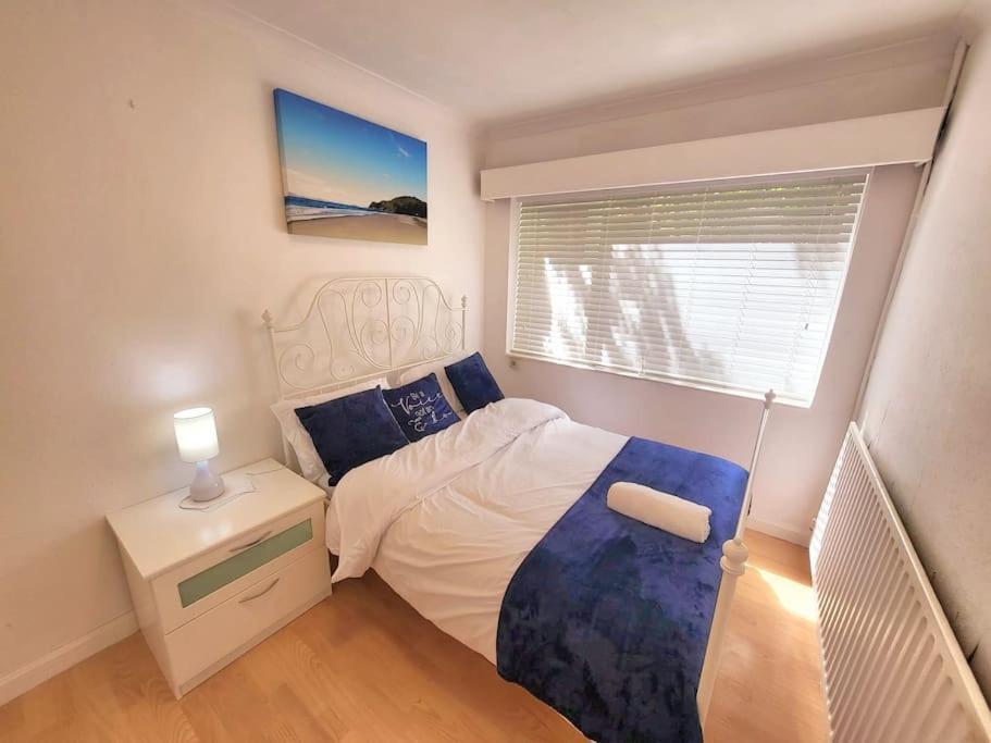 Apartment 5 Bedroom House And Free Parking *