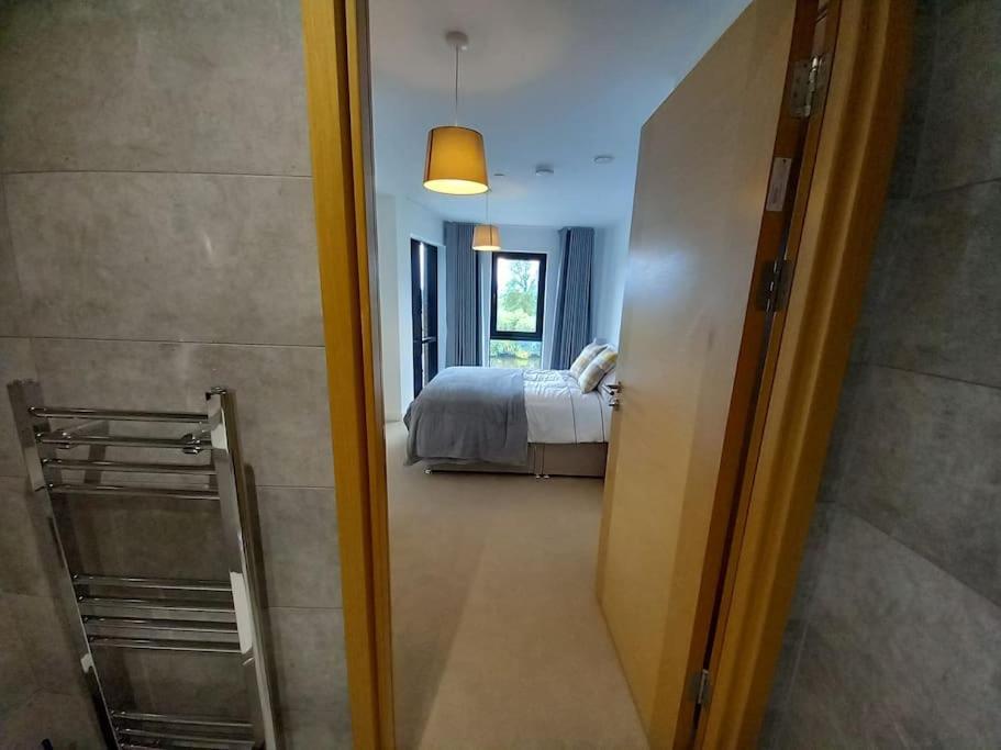 Luxury Riverside Stunning Views Free Parking Apartamento *