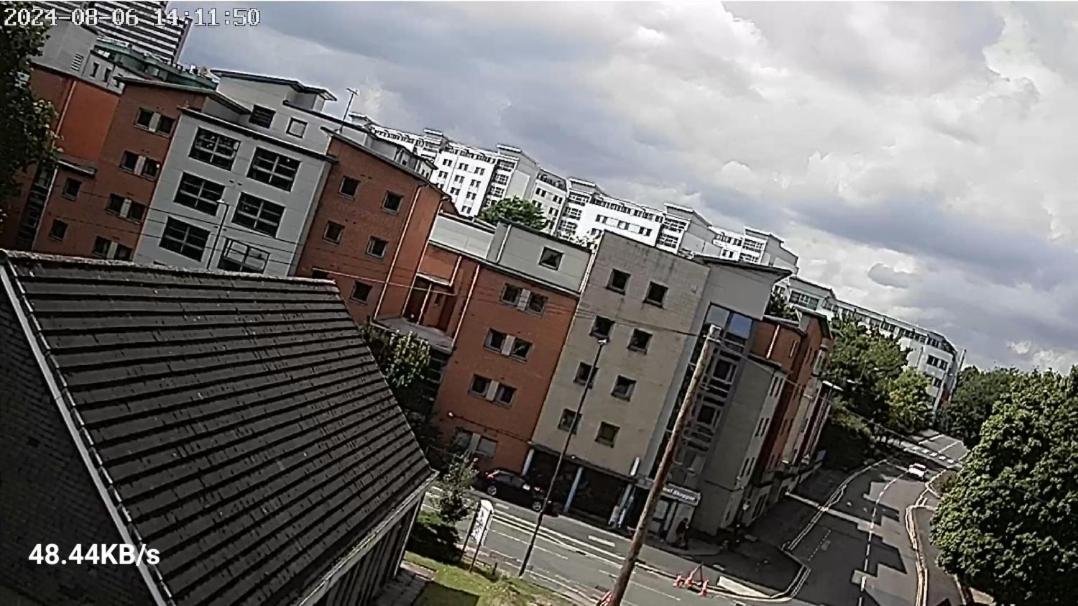 Entire-2 Bedroom With Driveway,1free Parking *