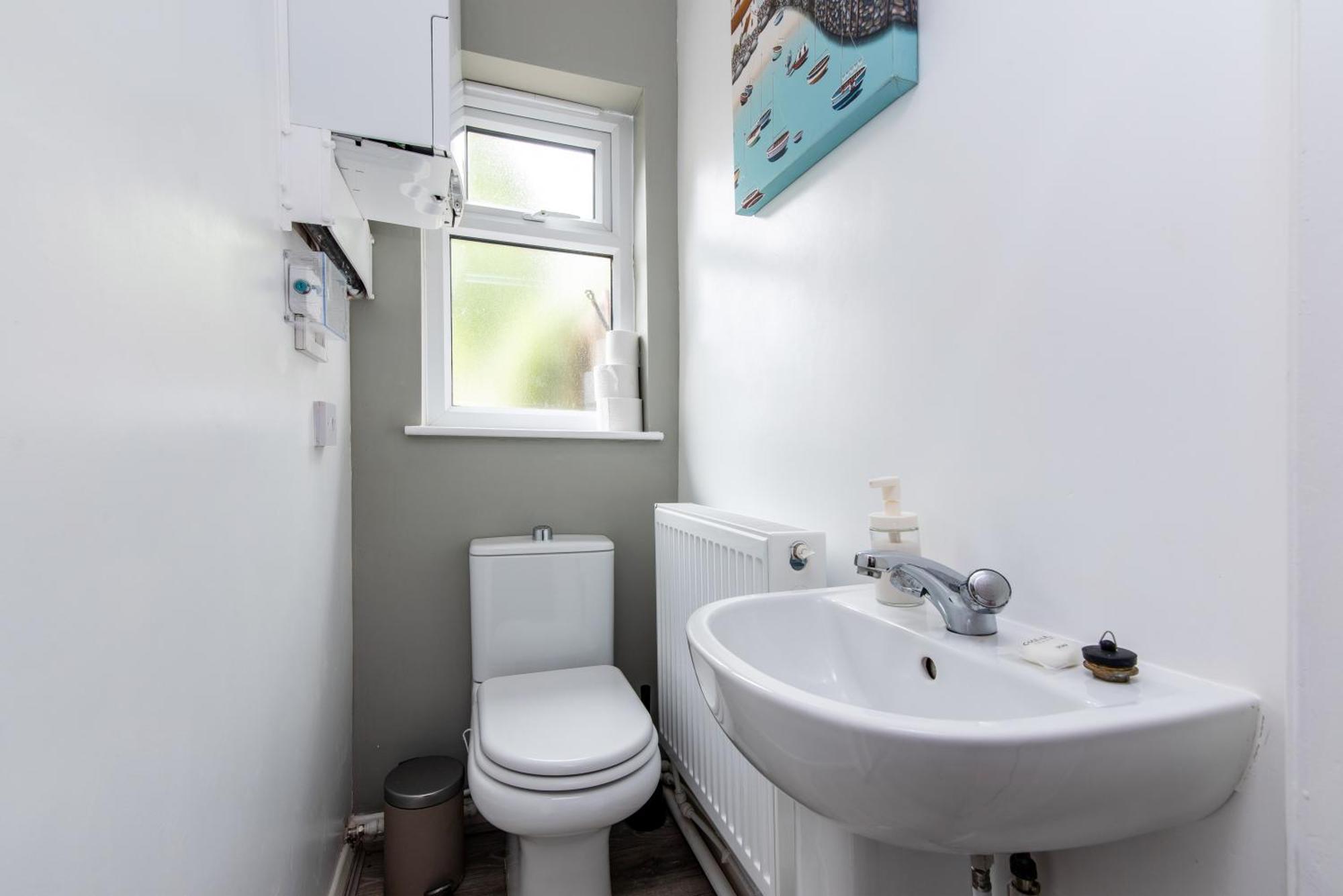 Holiday home Charming 3-bed In - Prime Location