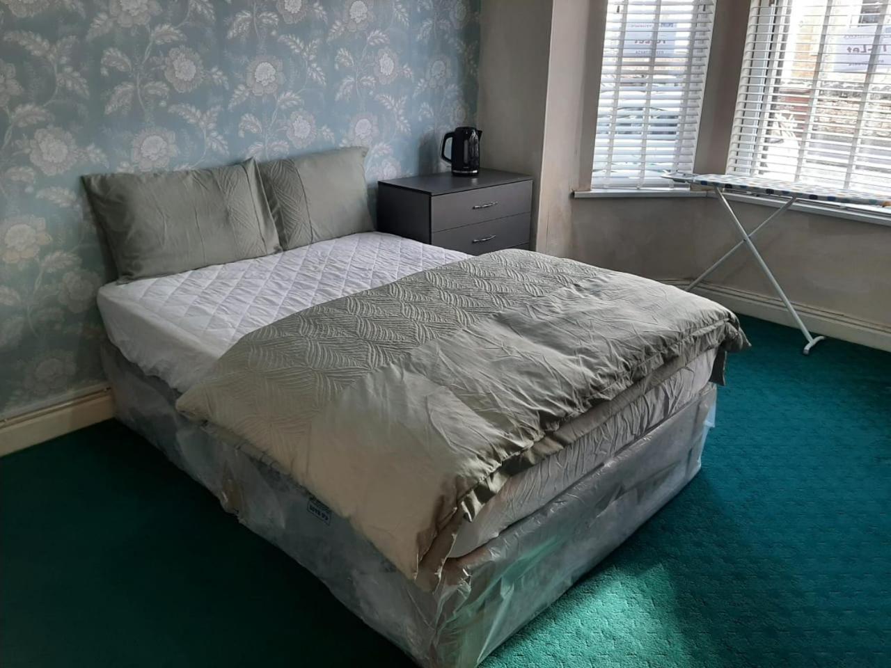 Double Lenton 1 Homestay Nottingham