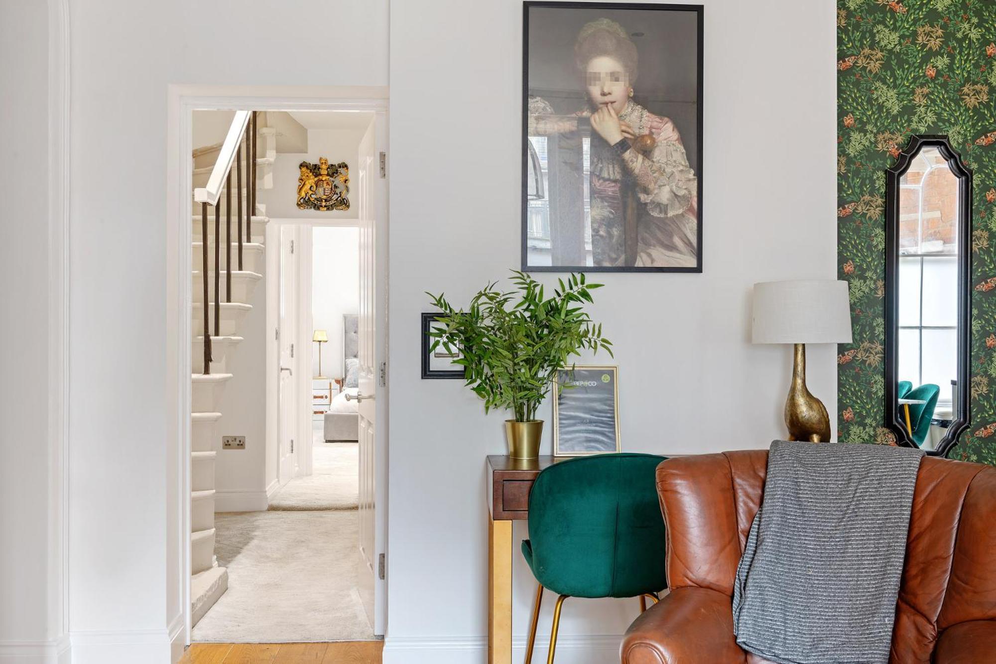 Luxury 2 Bedroom In Historic Building