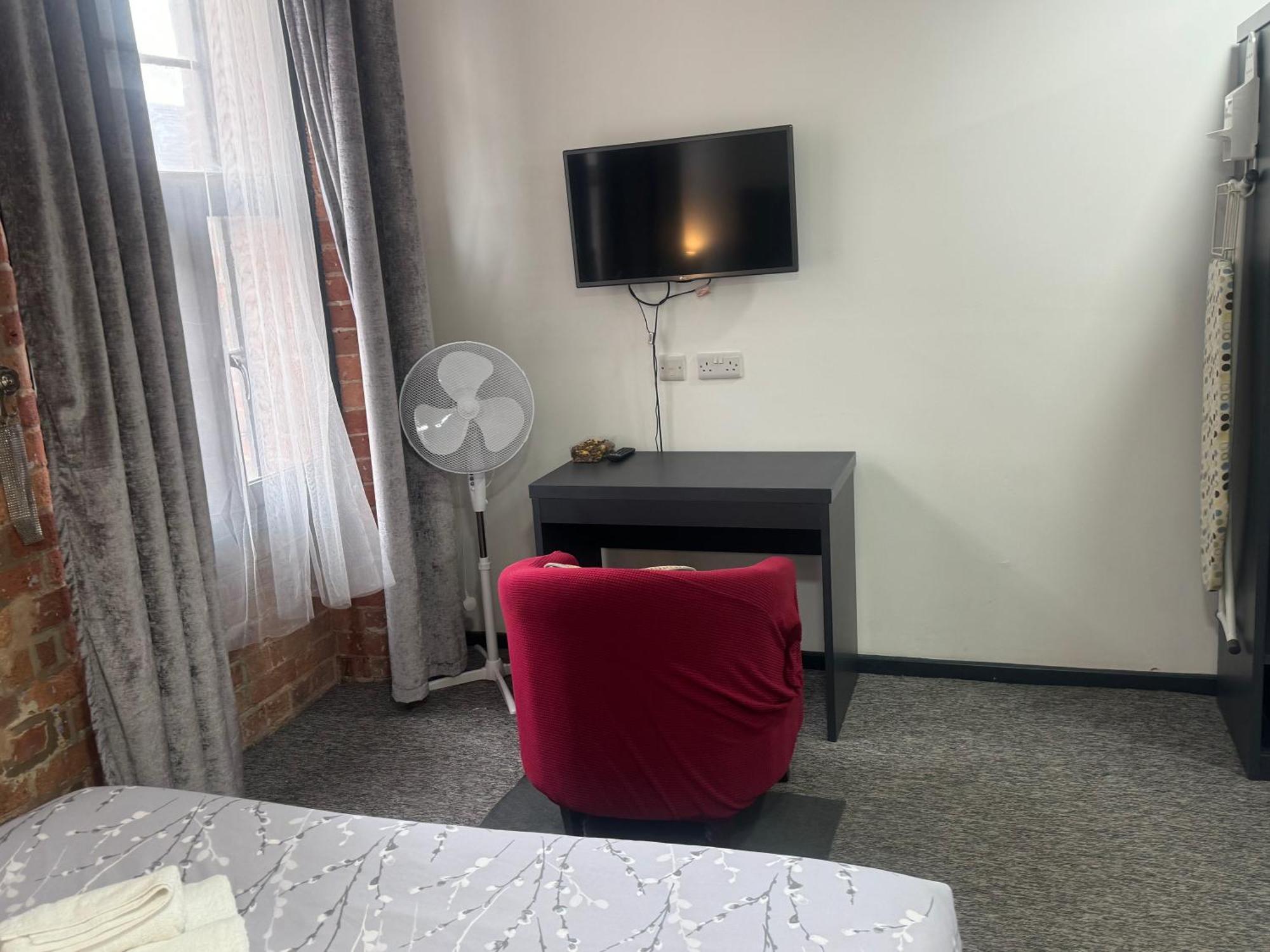 Kick Back Relax Stylish Space *