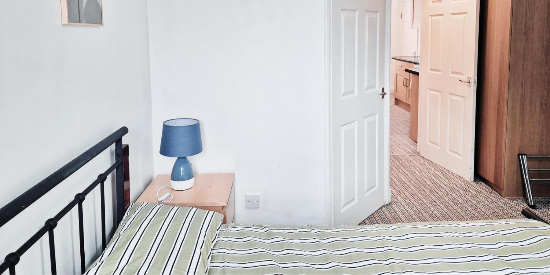 Cozy 1 Bedroom Flat Nr *