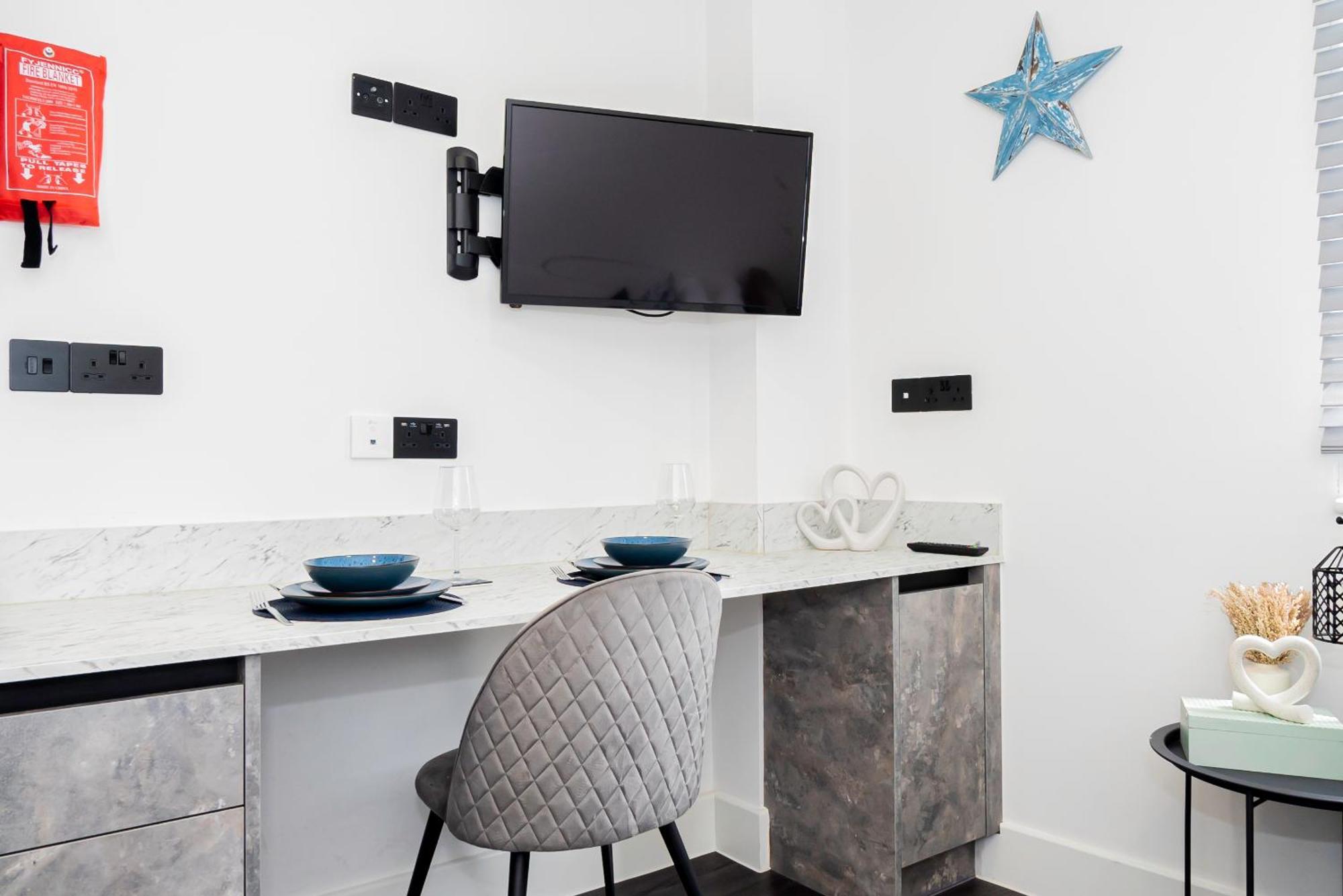 Elegant Stylish & Open Plan Living Space Nottingham