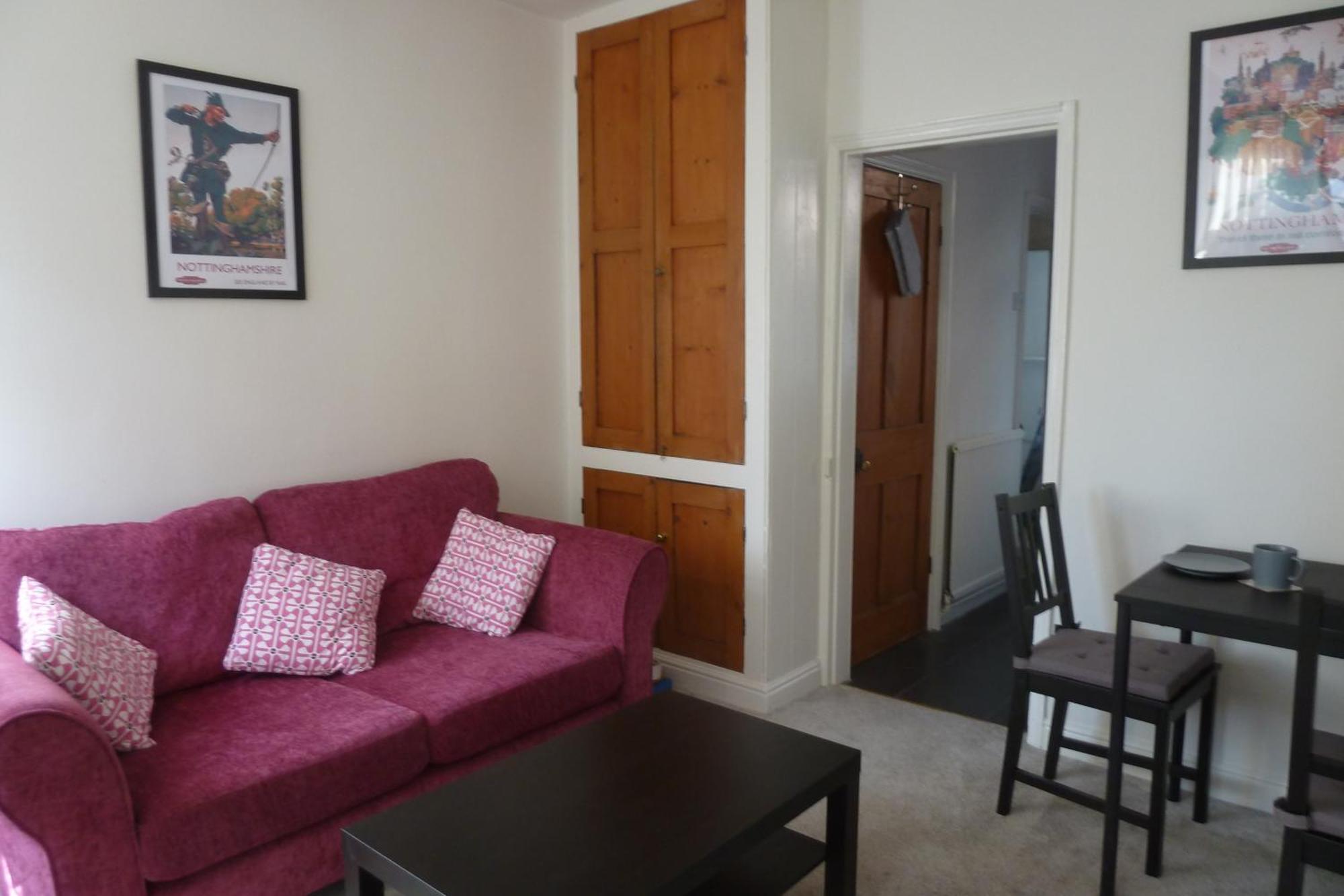 Cosy Entire House In Central Sherwood *
