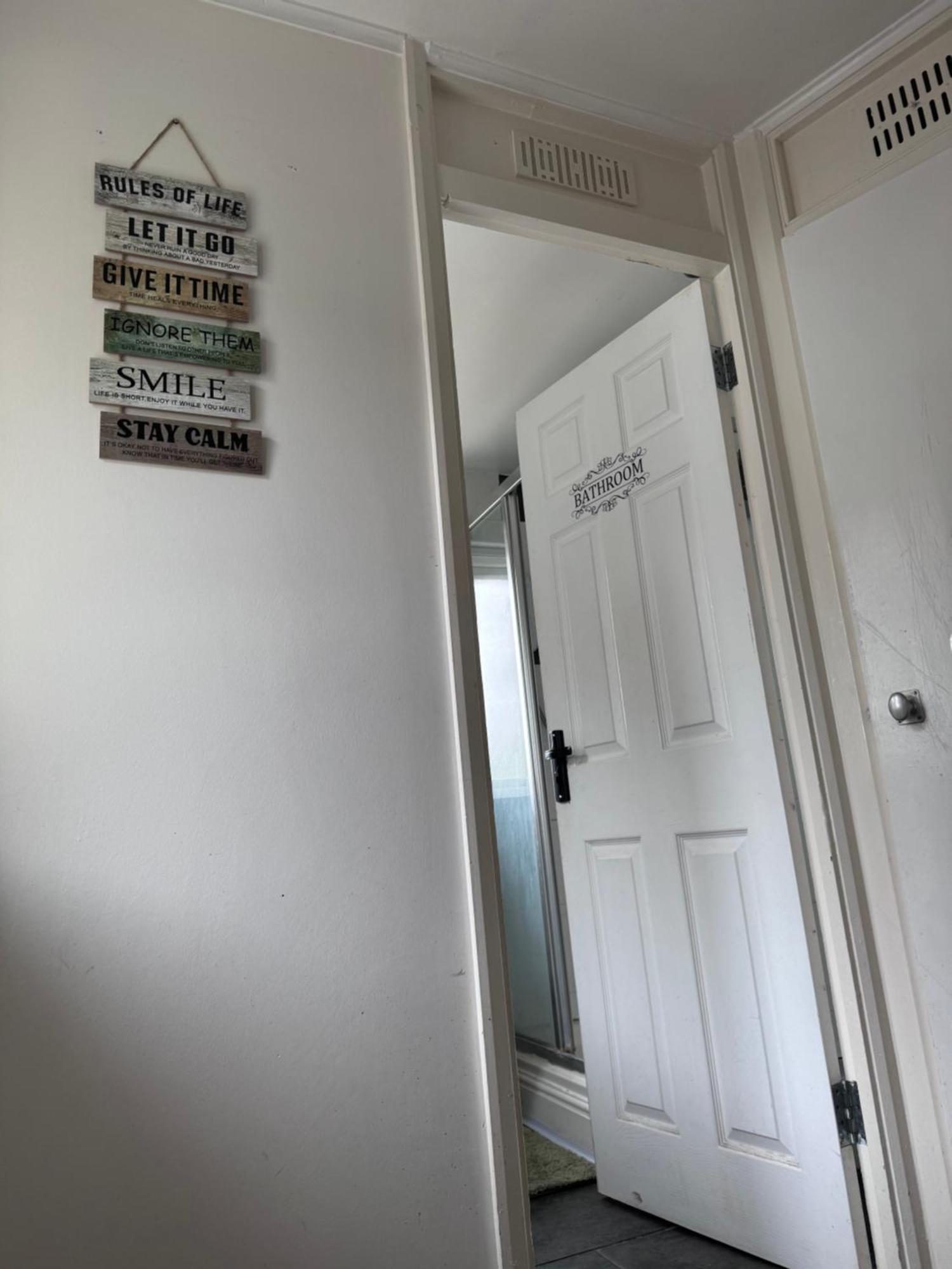Homestay Private In A Quiet Area Free Parking Nottingham