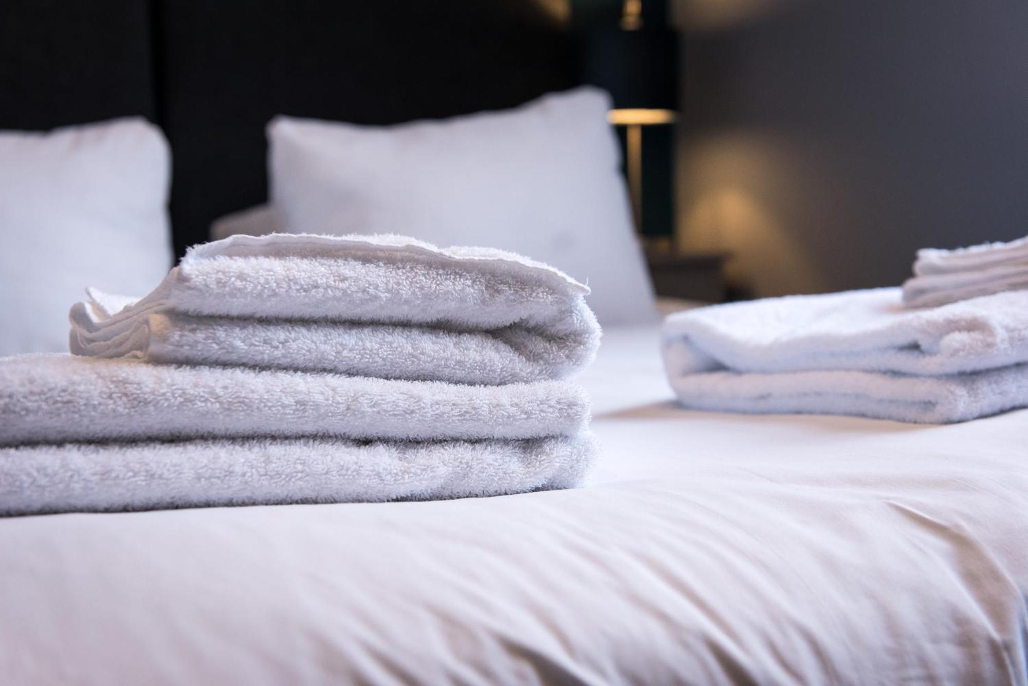 Arena - Stylish And Homely By The Ice Arena With Parking Apartment