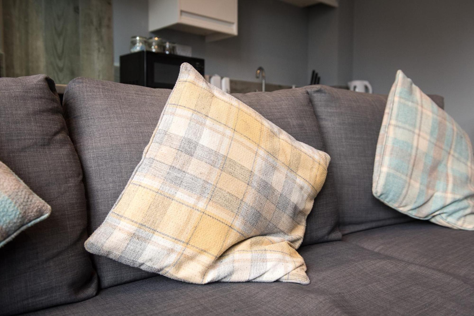 Apartment Arena - Stylish And Homely By The Ice Arena With Parking *