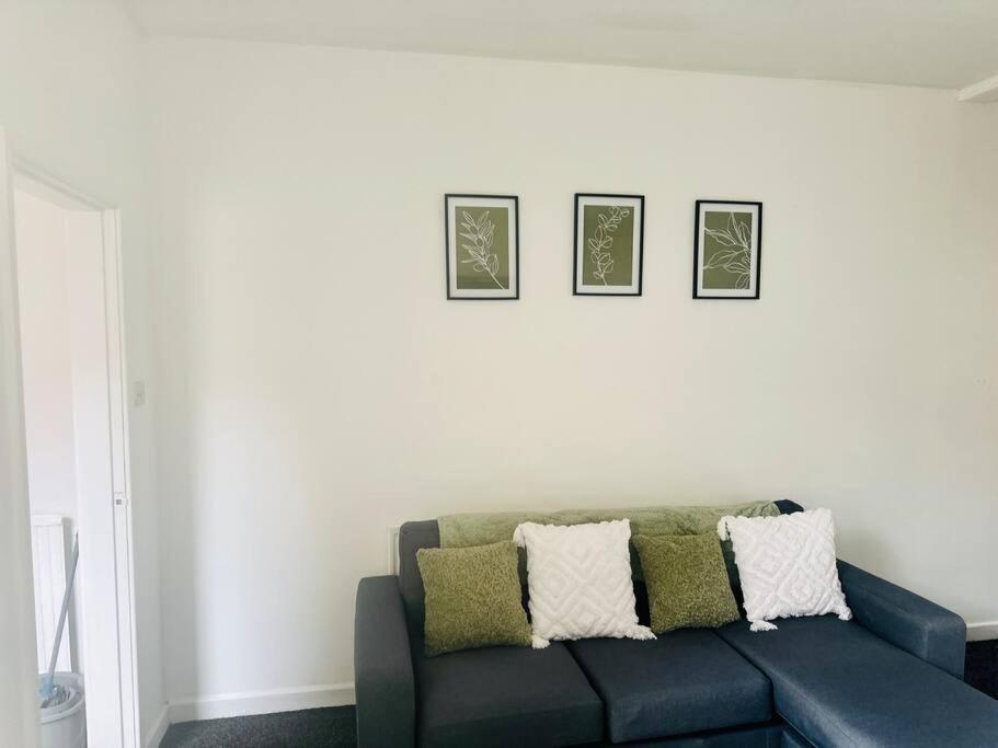 Escape In Style 4-Bed Home In Nottingham - Near City Centre, Motorpoint Arena, Qmc & Nottingham Station - Sleeps 8 * Nottingham