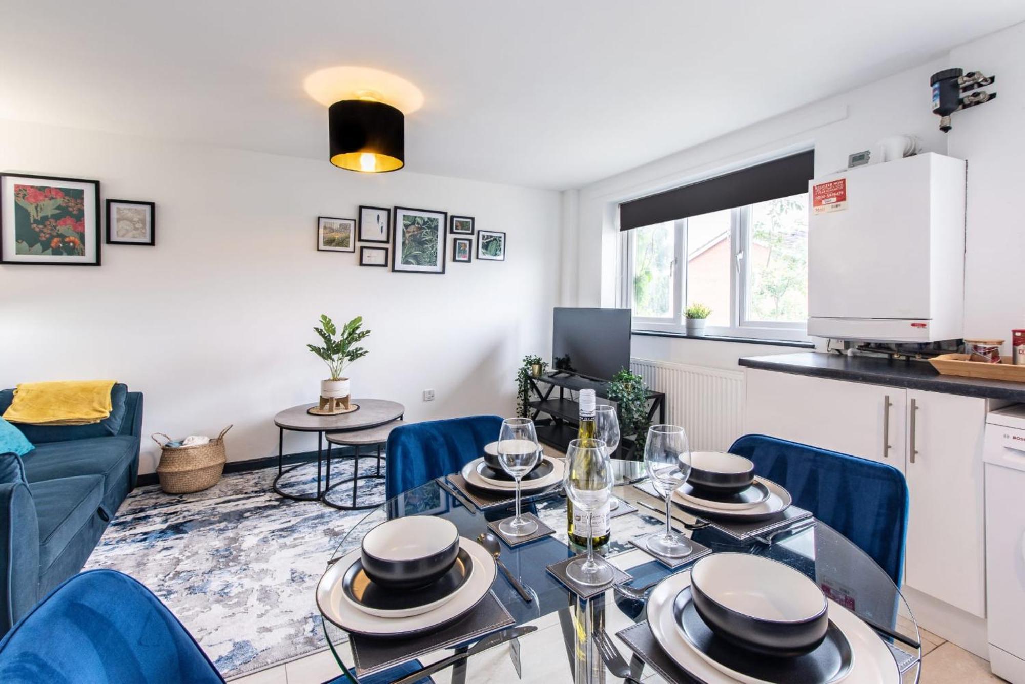 Apartment Parking Netflix Tv Sleeps 4 Close To Qmc