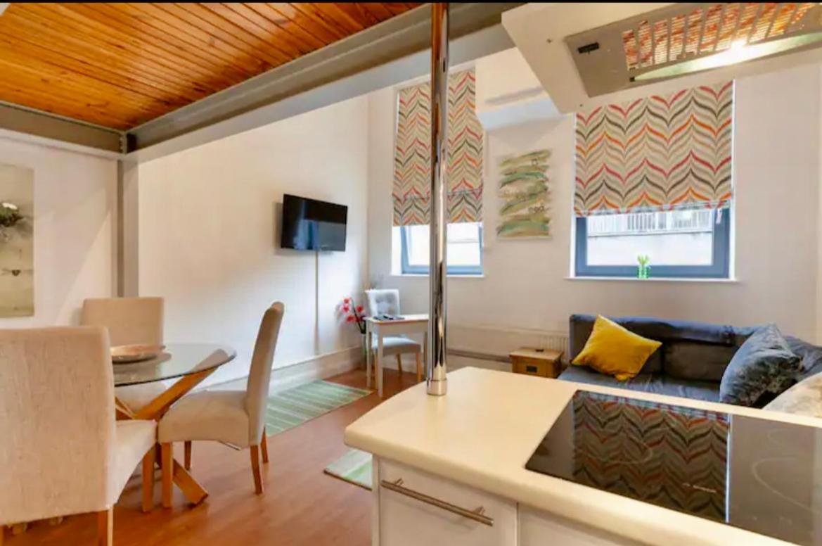 Lux Apartment Nottingham