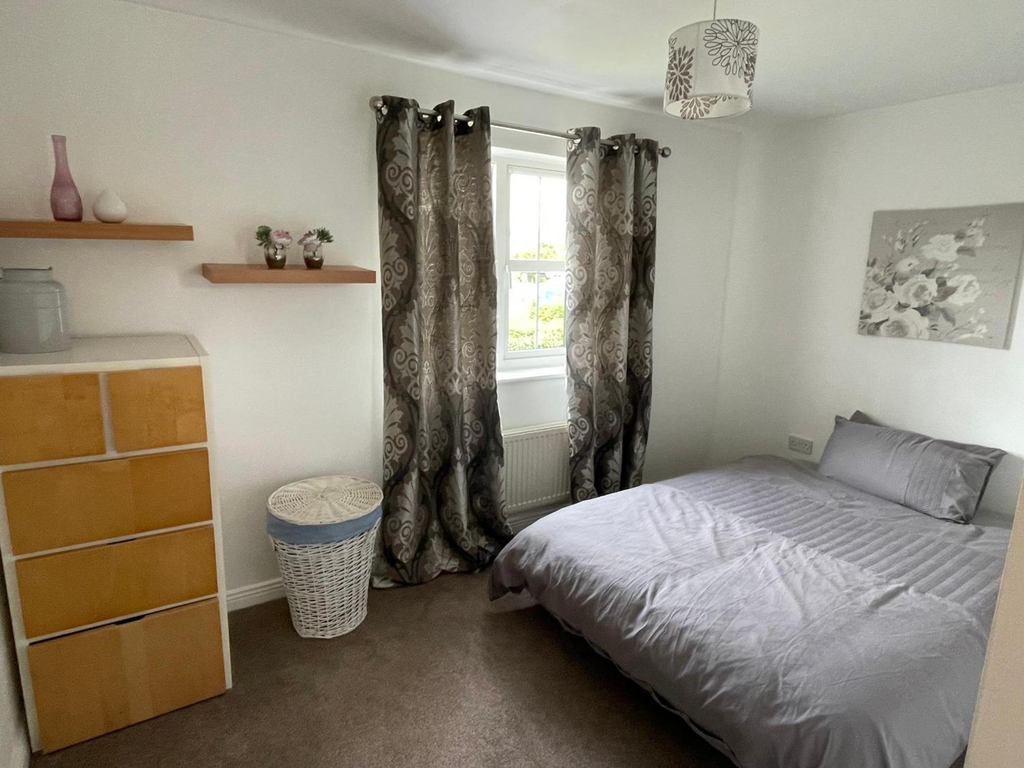Spacious Four Bed Detached In Nottingham