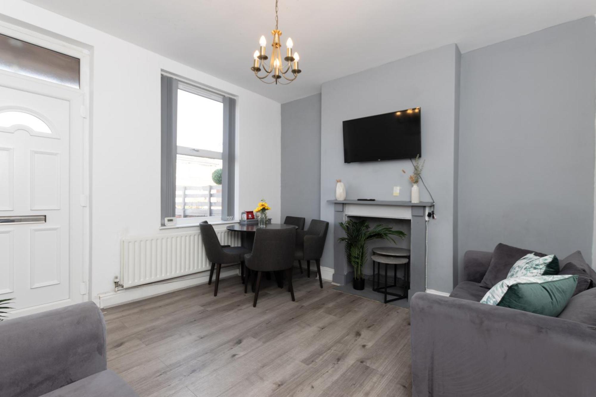 Cozy Retreat Entire With 4 Bedroom Nottingham