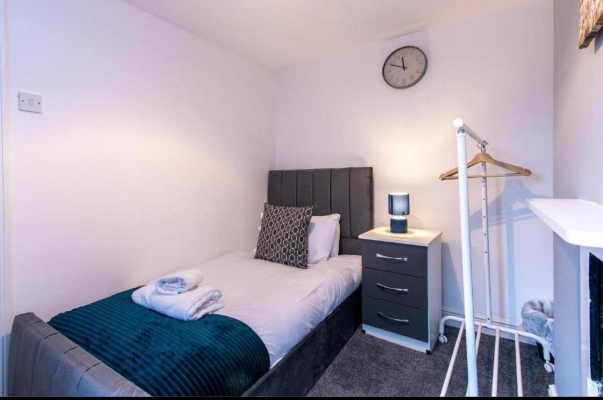 Cozy Retreat Entire With 4 Bedroom Nottingham