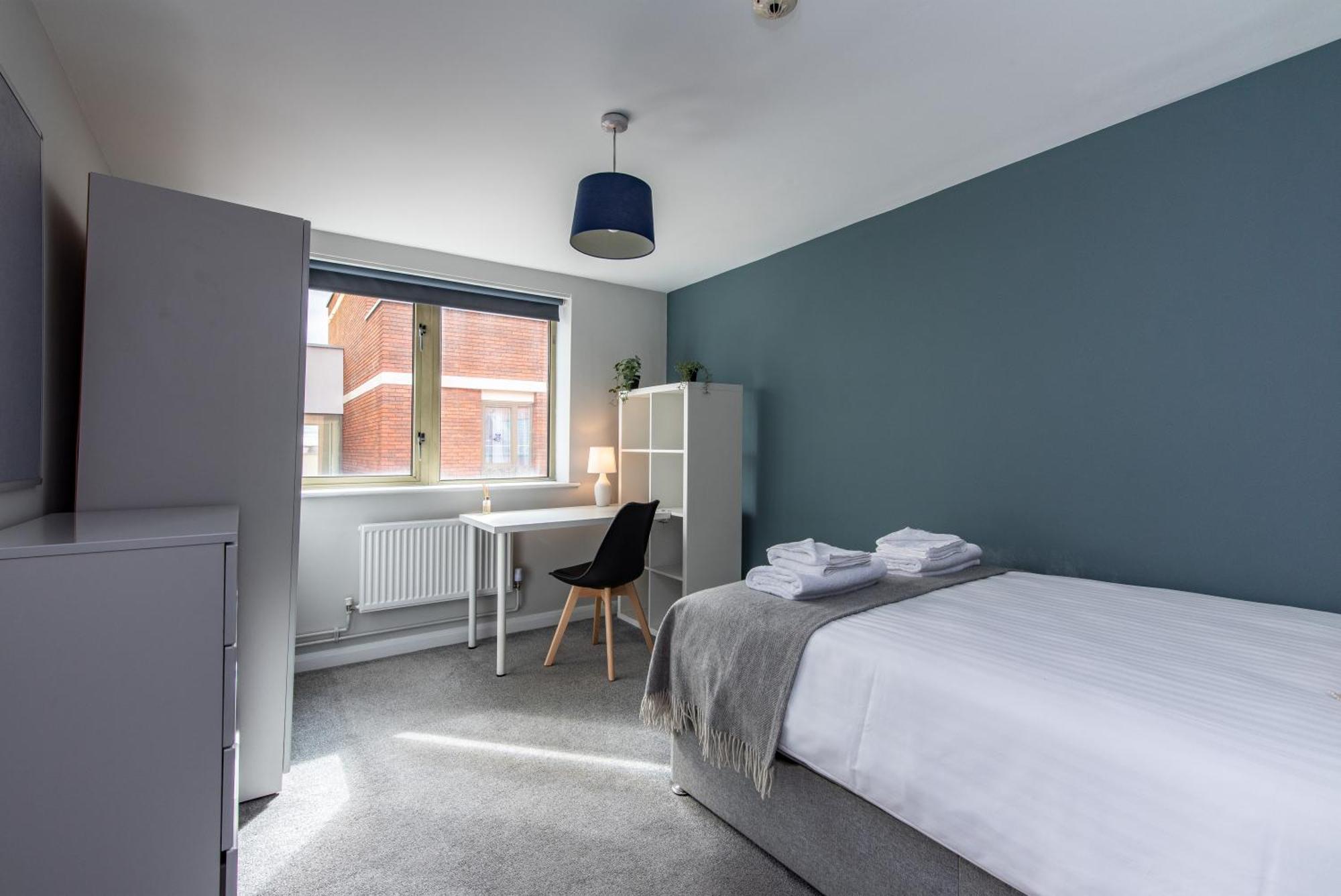 Spacious 6-bed In Centre Nottingham