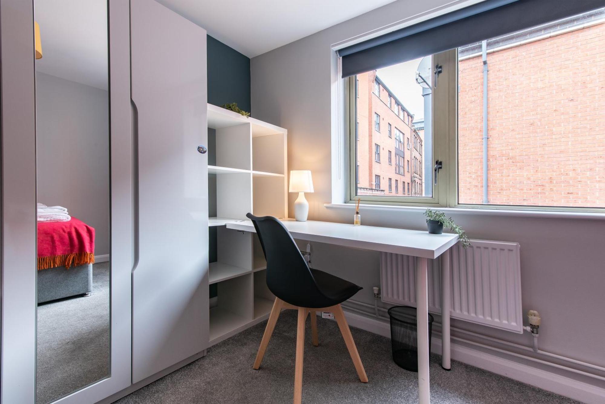 Apartment Spacious 6-bed In Centre *