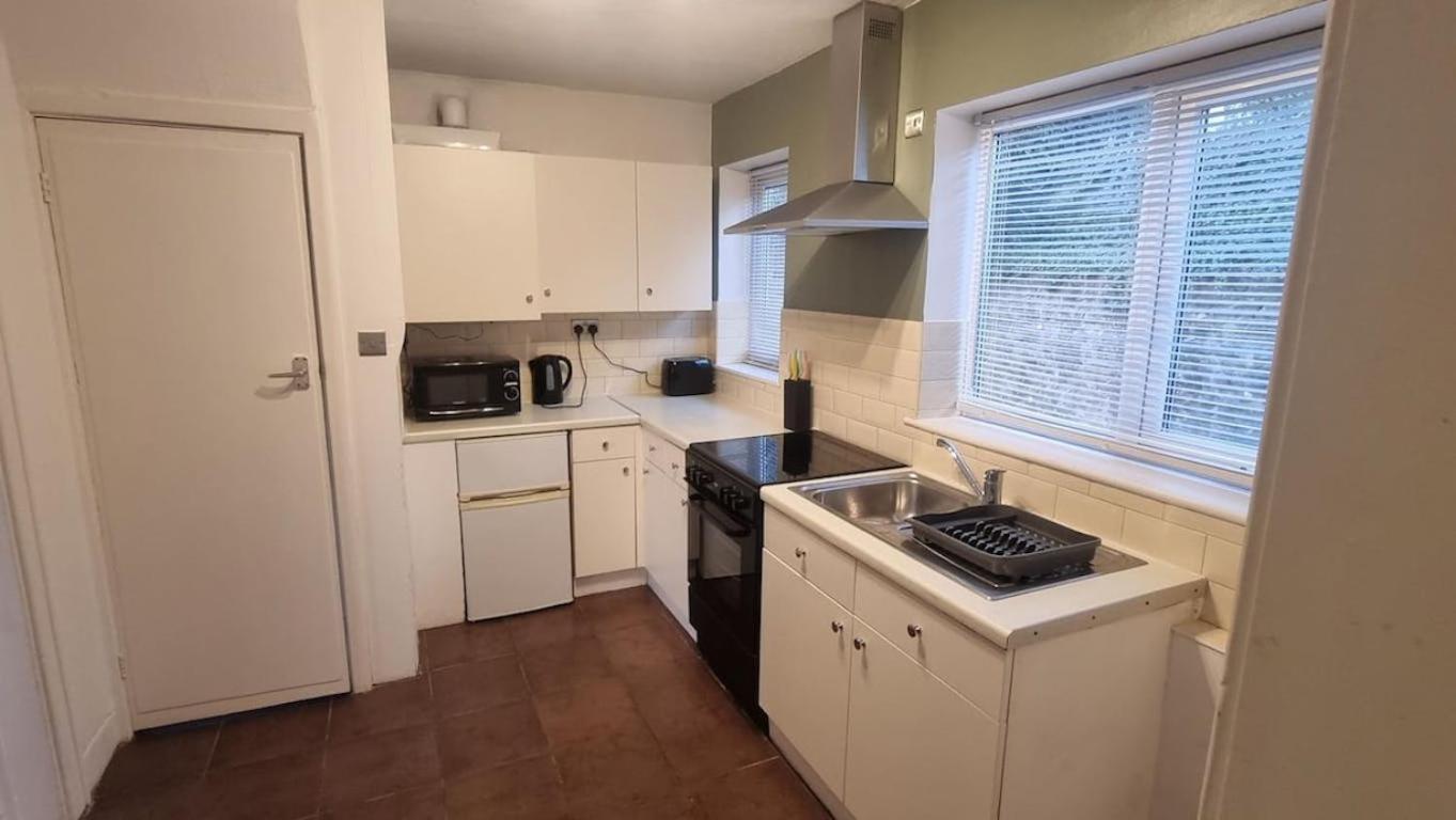 Flat In * Nottingham