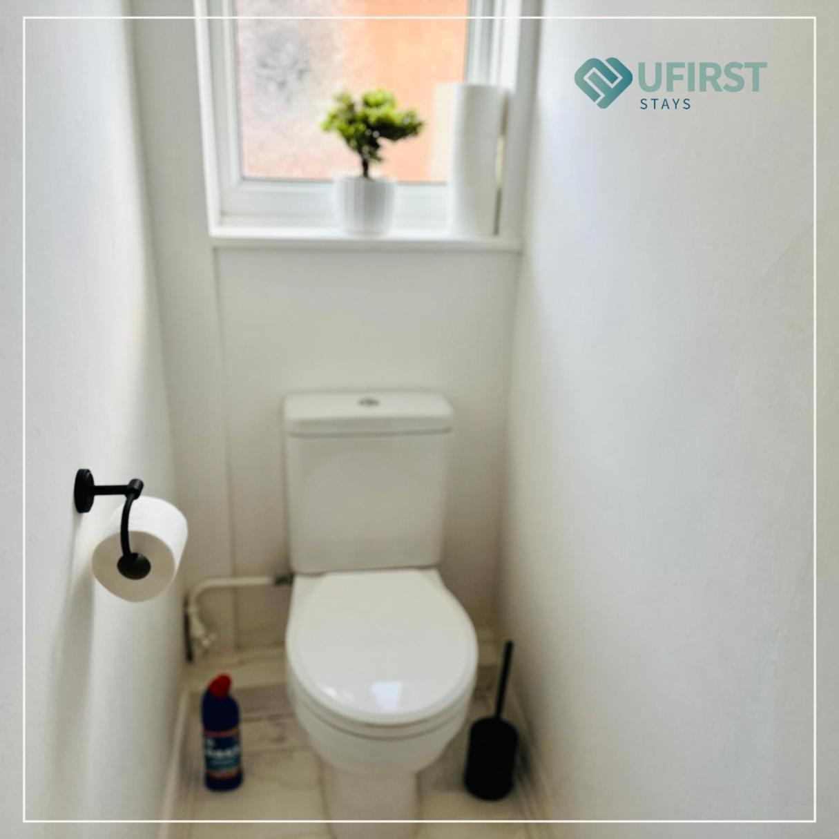 Nottingham Stay 4-Bed Home In Nottingham - Near Bulwell, City Hospital, University & Easy Access To City-Centre Apartment Nottingham