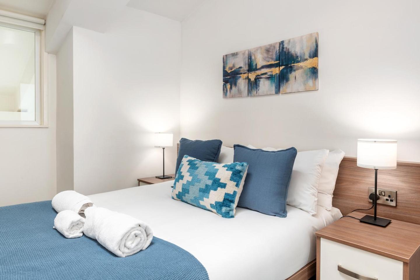 Apartment 4 Bedroom Penthouse And Free Parking Nottingham