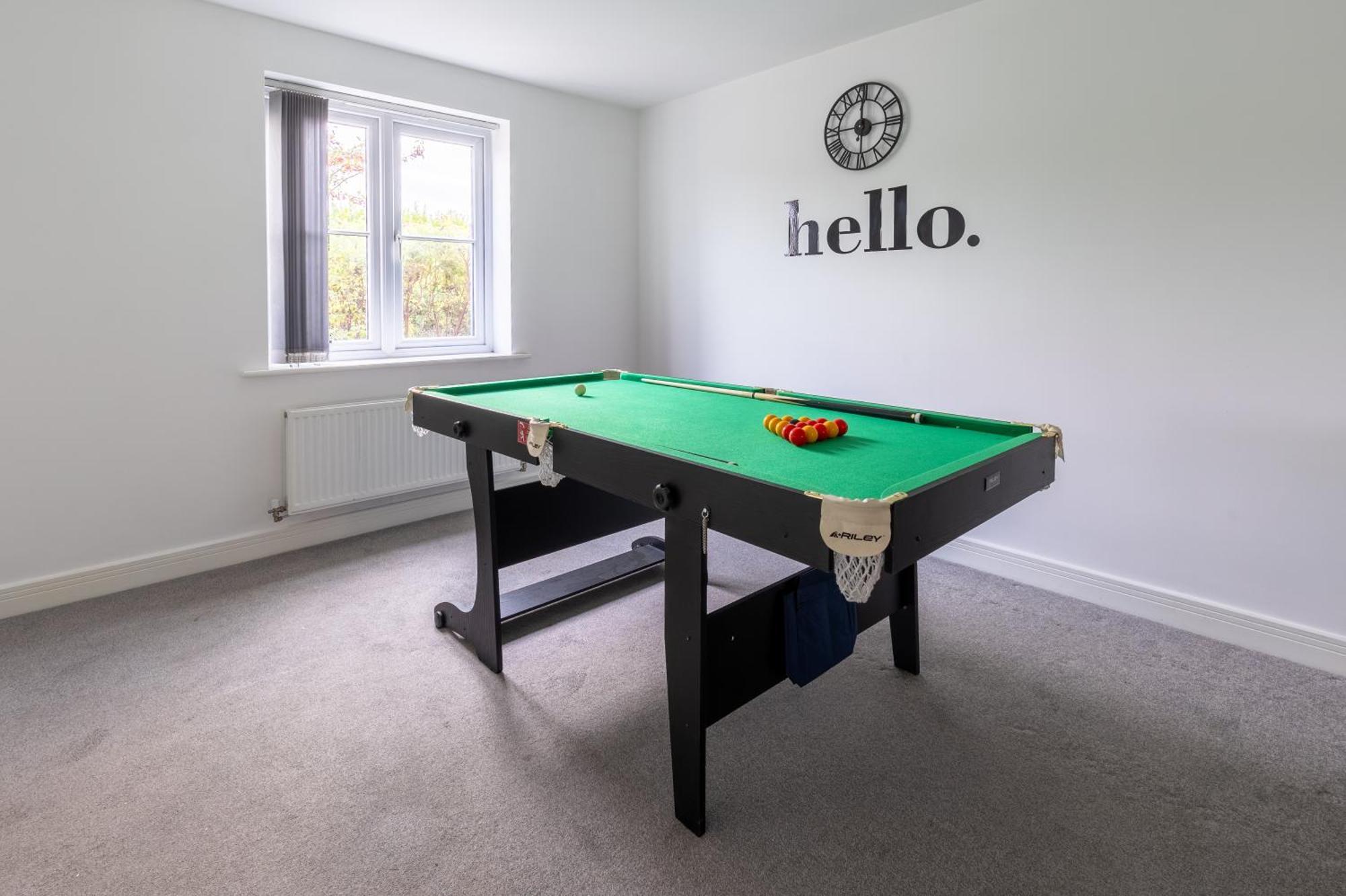 Spacious 4-bedroom Near Centre With Parking Nottingham