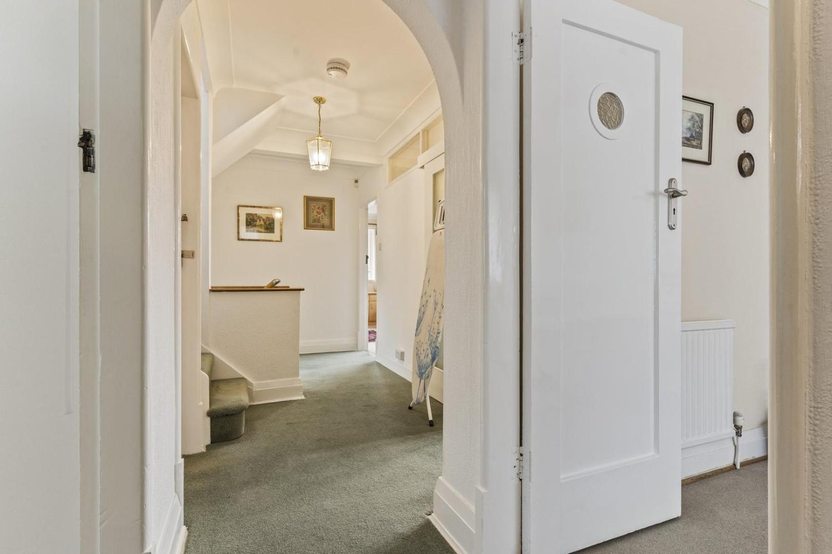 Charming With Free Parking & Wifi * Nottingham