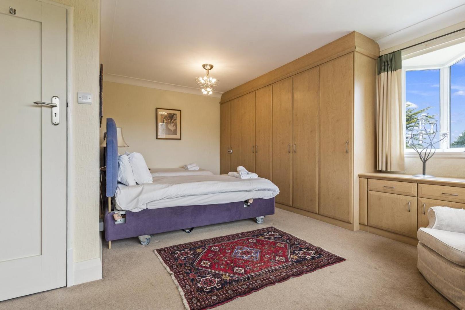 Charming With Free Parking & Wifi * Nottingham