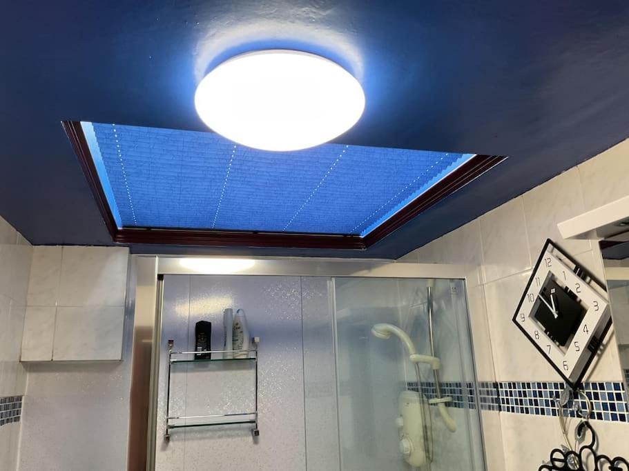 Away From Home, Gedling, Near Apartment Nottingham