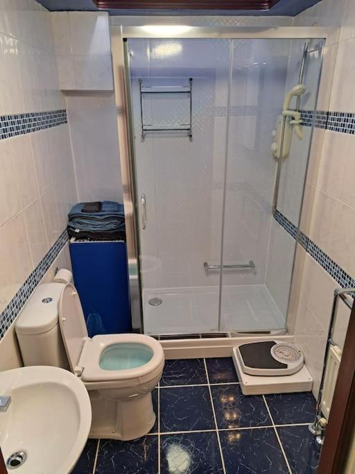 Away From Home, Gedling, Near Apartment *