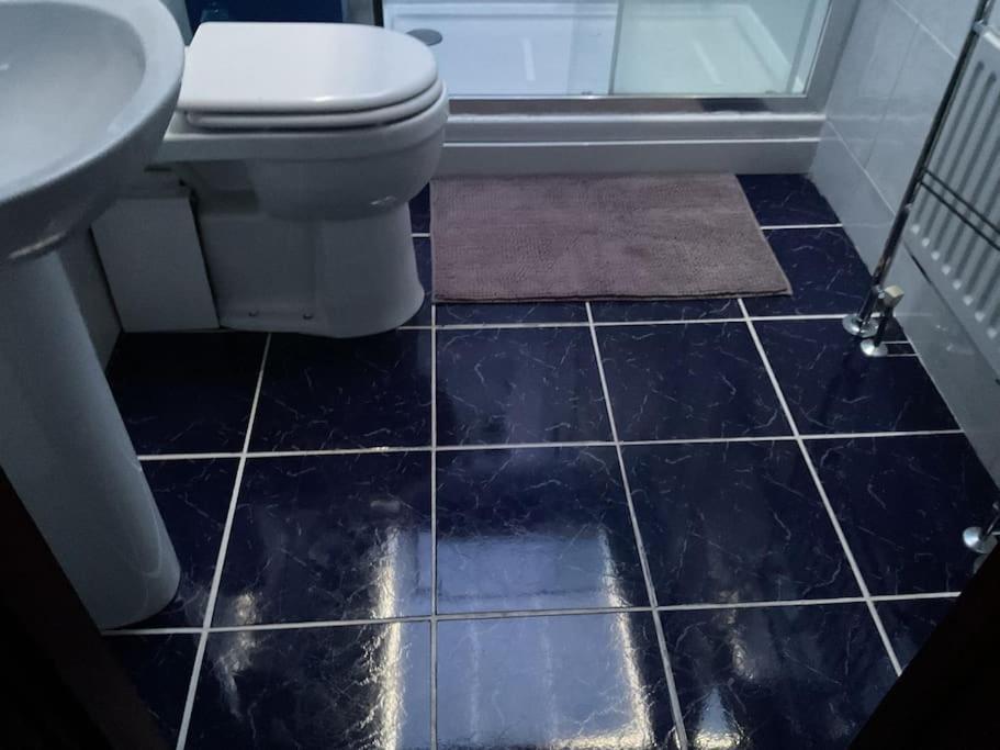 Apartment Away From Home, Gedling, Near Nottingham